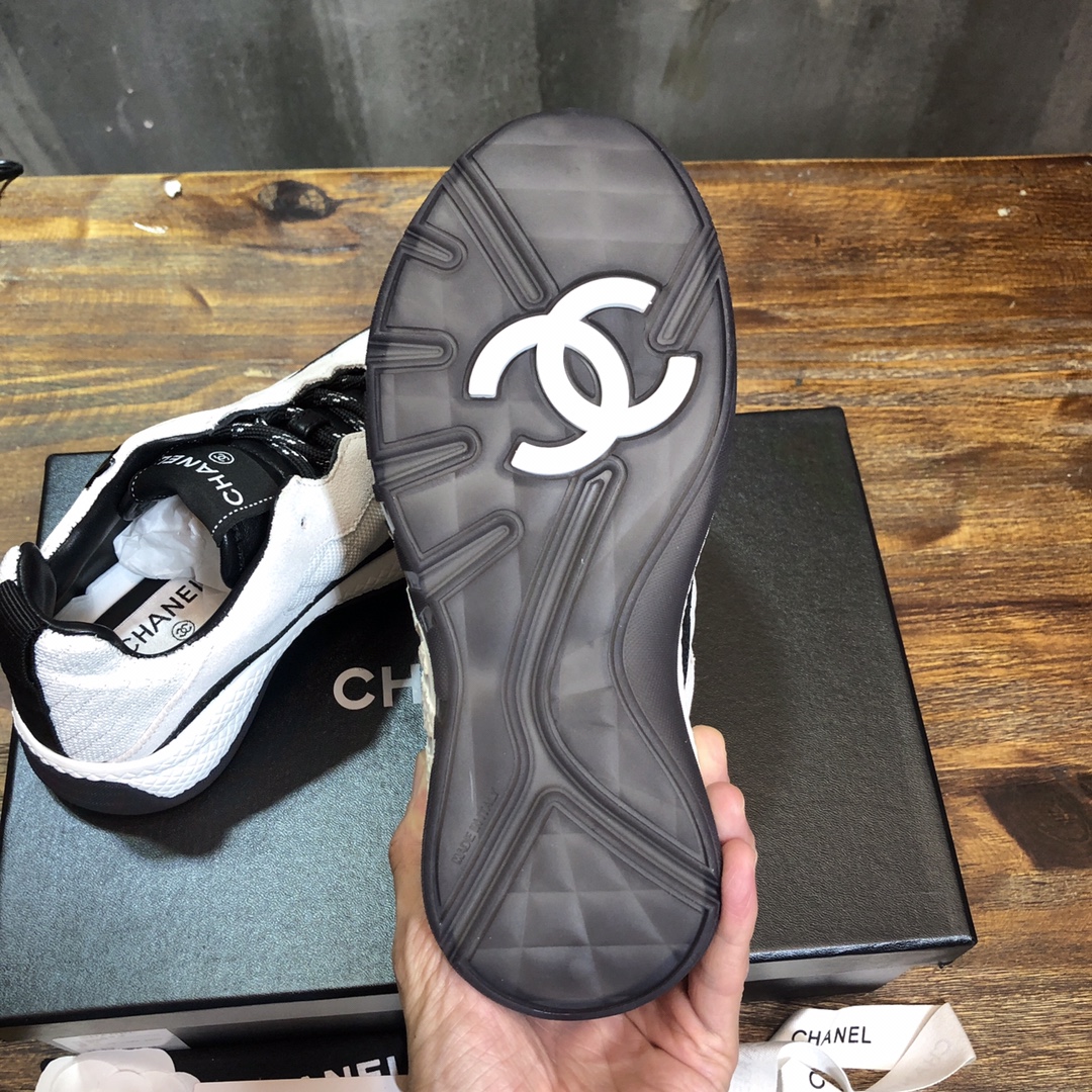 Chanel Fabric & Suede Calfskin Low Top Sneaker 24 - vstockx