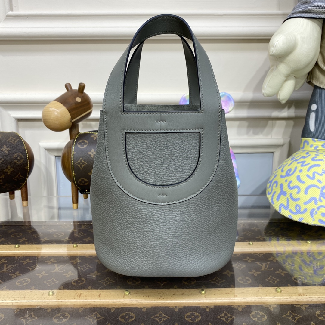 Handbags Hermes picotin size :18x2.5 x22 cm - vstockx