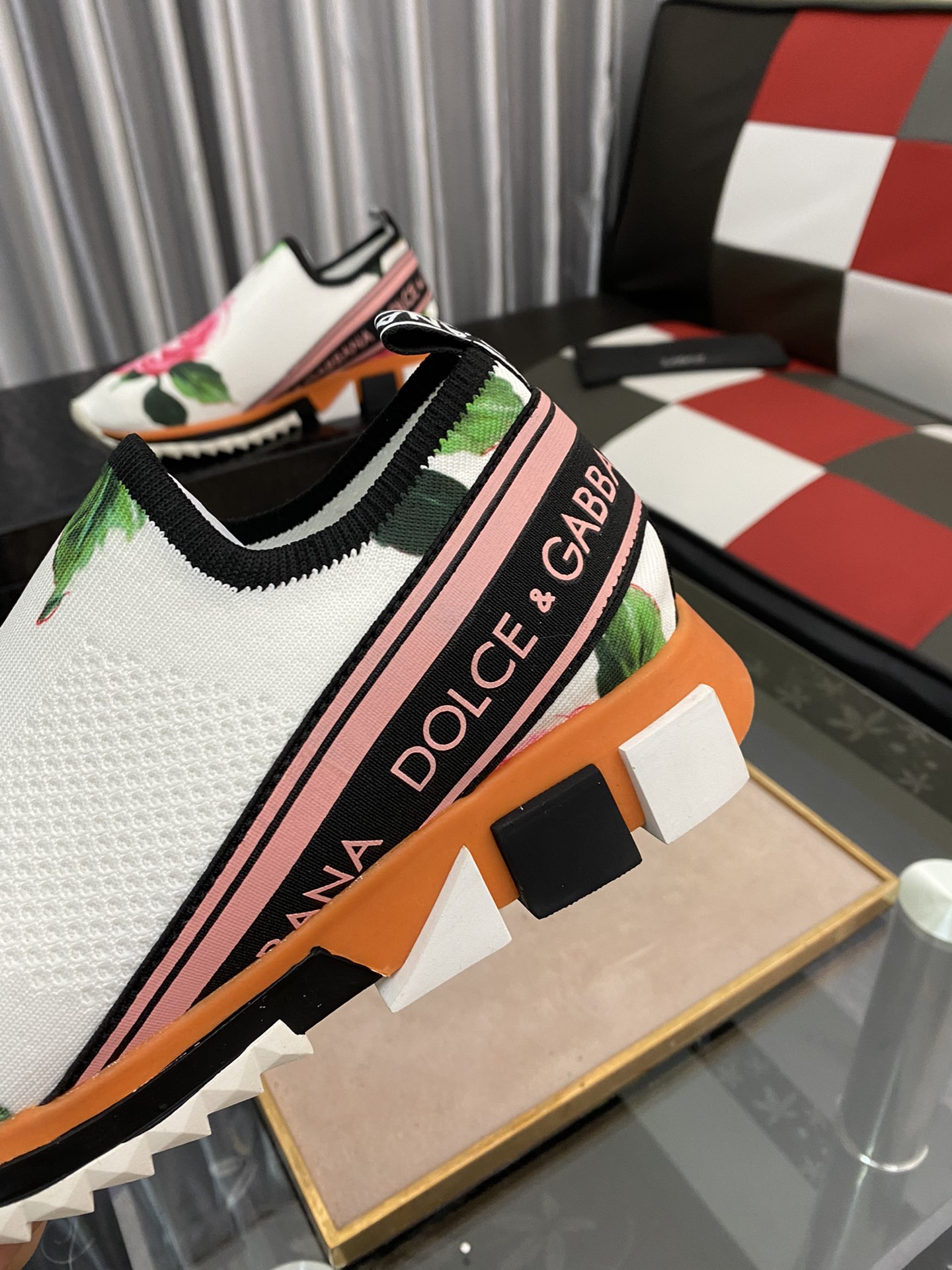 Dolce & Gabbana Sorrento 24 - vstockx