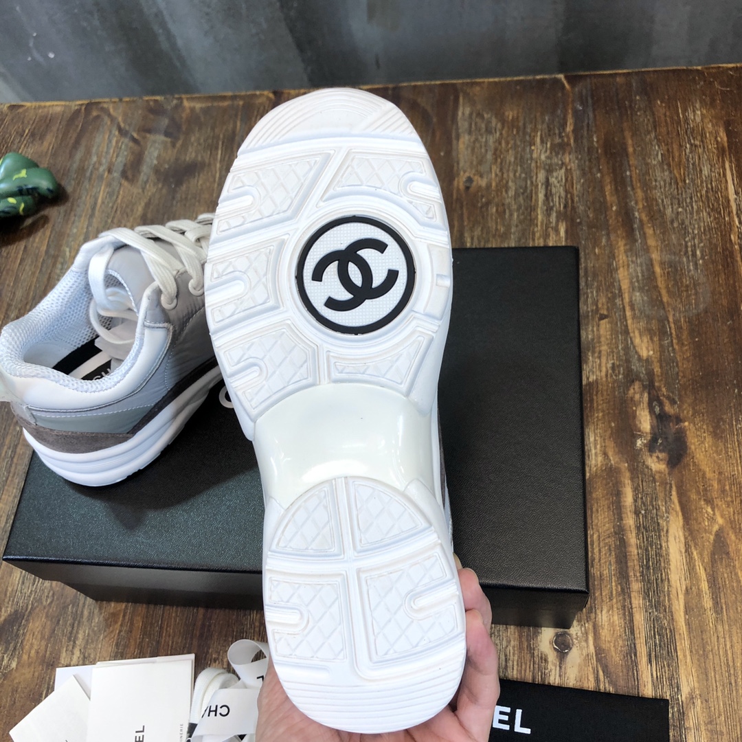 Chanel Fabric & Suede Calfskin Low Top Sneaker 31 - vstockx
