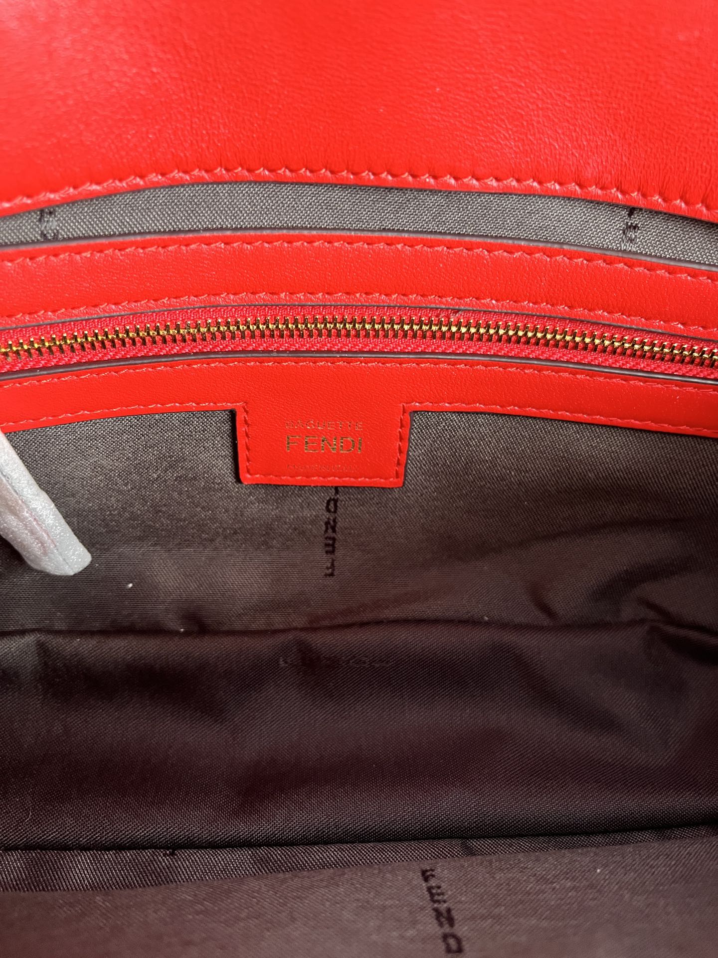 handbags FENDI 211 size:27*15*6cm - vstockx