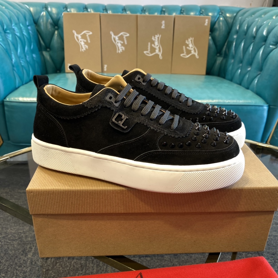 Christian Louboutin Happyrui Spikes Flat Sneakers 1 - vstockx