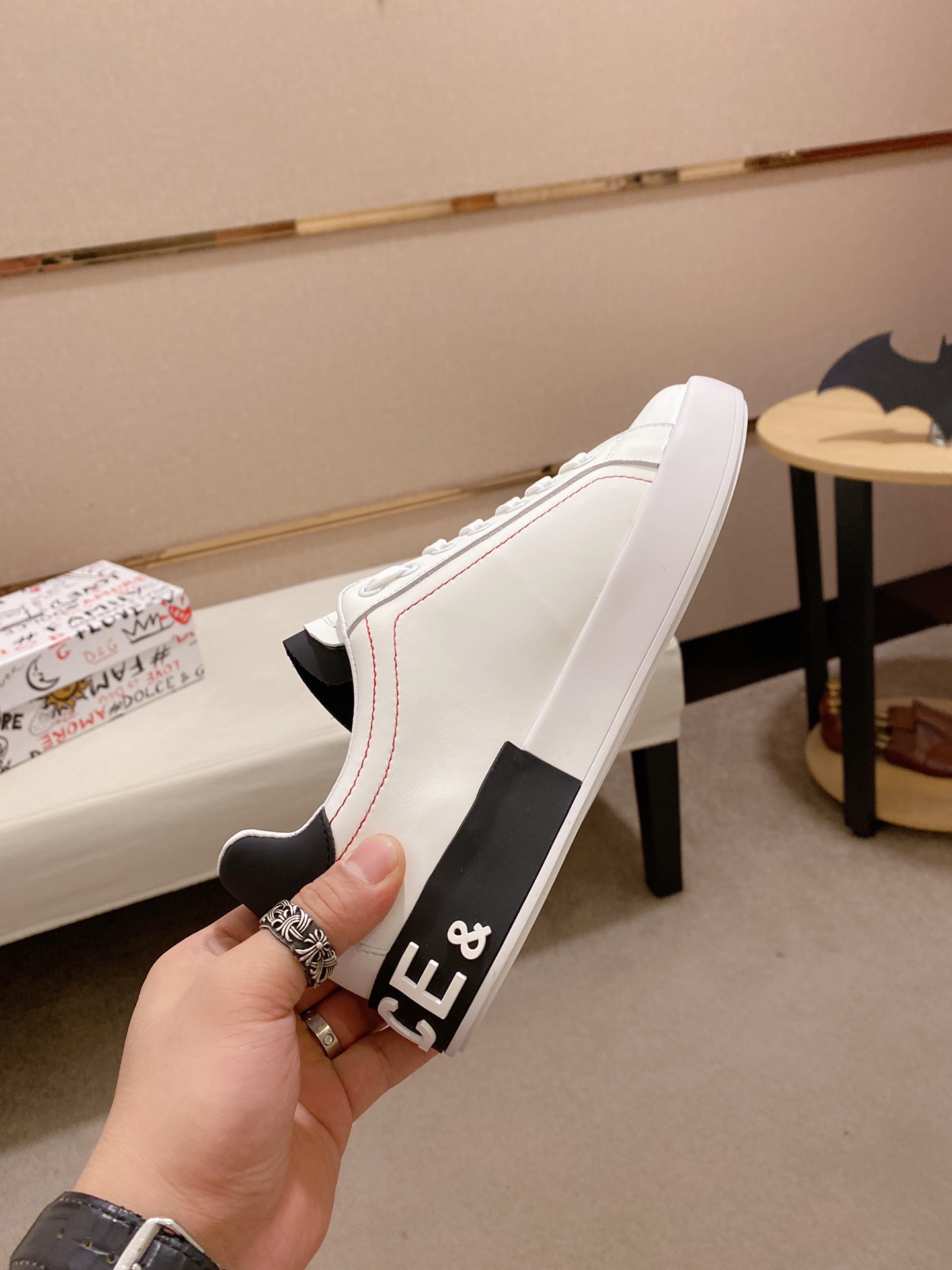 Dolce & Gabbana Low Tops Sneakers 105 - vstockx