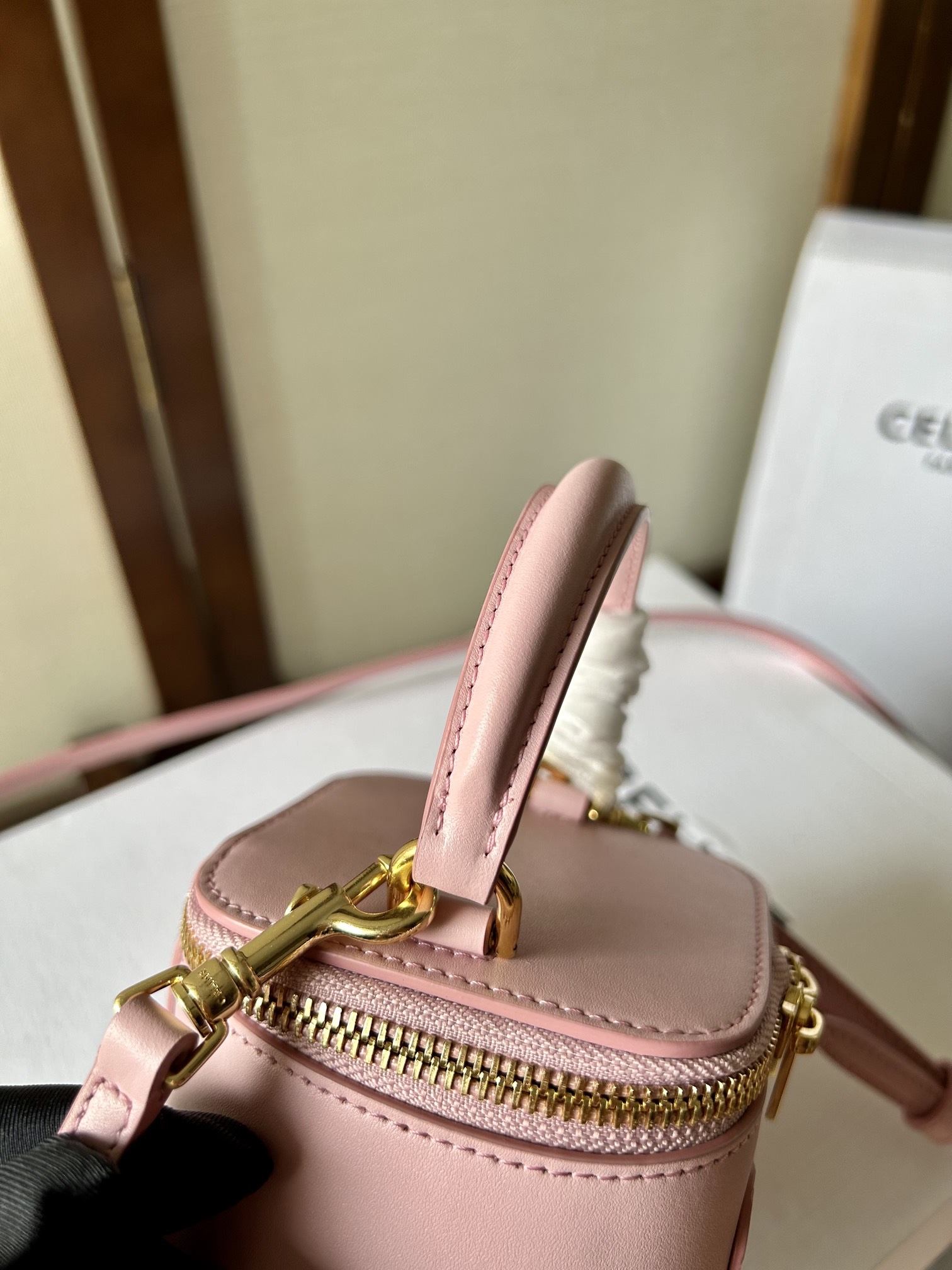 Handbags CELIN-E 110762 101762 size:9.5 X 8 X 9 cm - vstockx