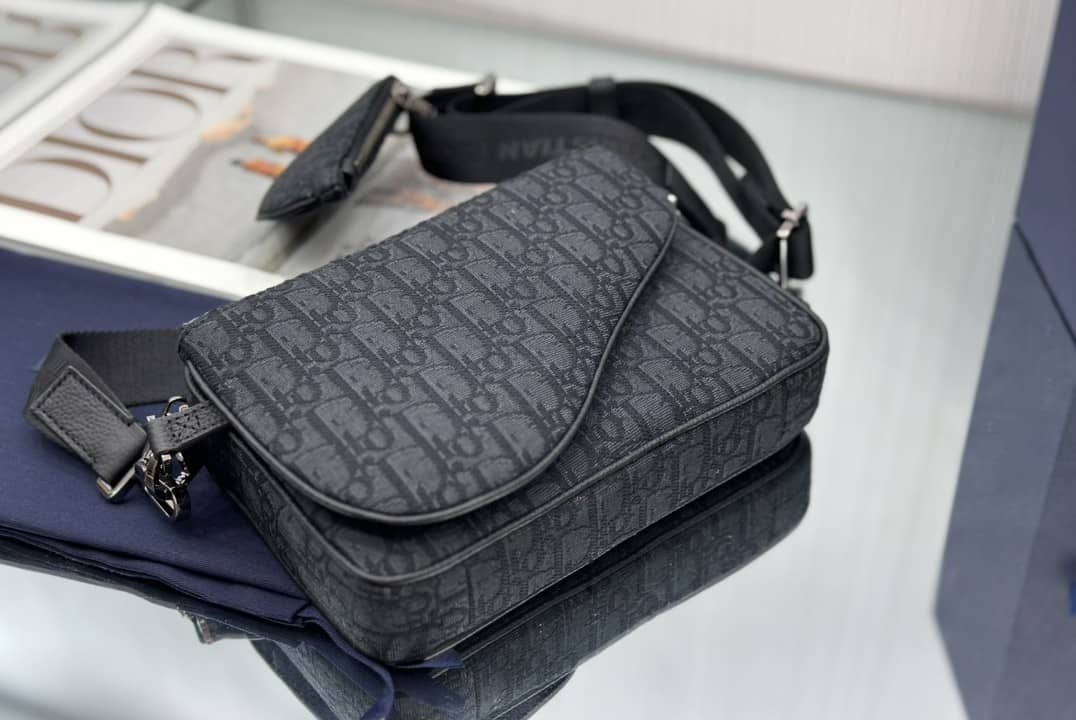 Handbag Dior 1ADPO276 size 18*25*5 cm - vstockx