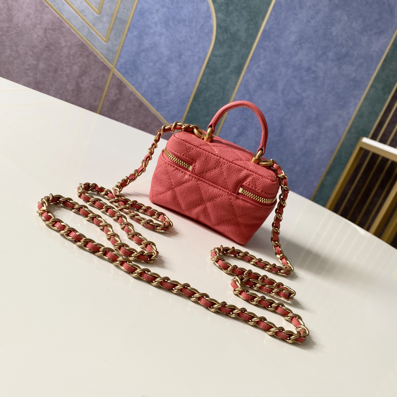 Handbag Chanel AP2194 size 12 11.5 7 cm - vstockx