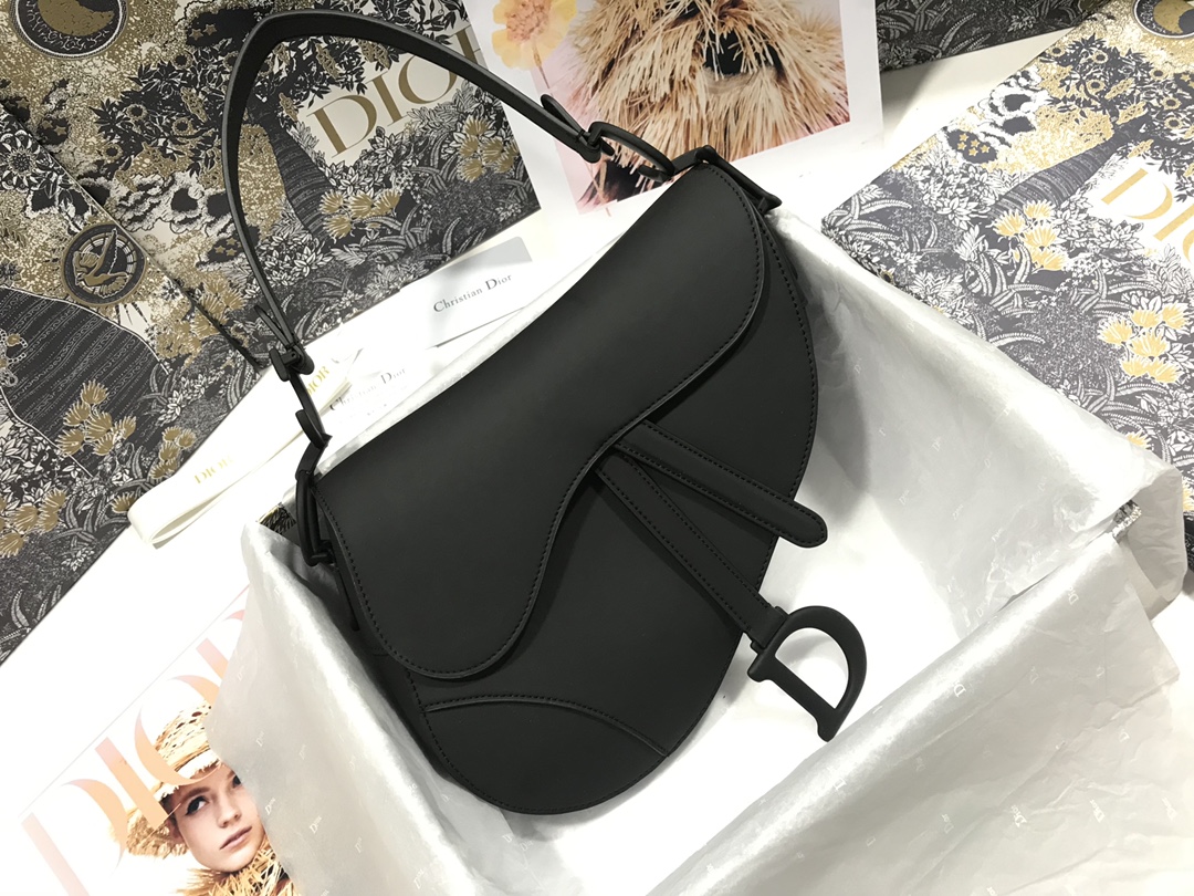 Handbag Dior M0446 size 25.5 x 20 x 6.5 cm - vstockx