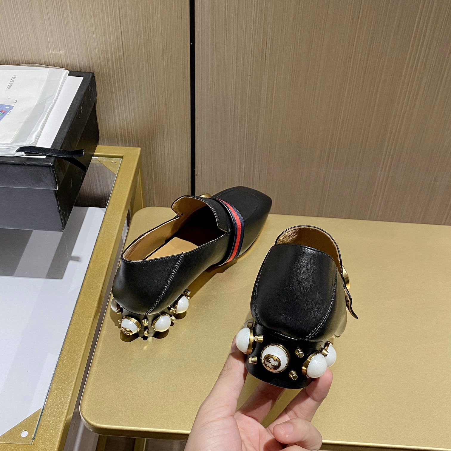 Gucci Leather mid-heel loafer Women 12 - vstockx