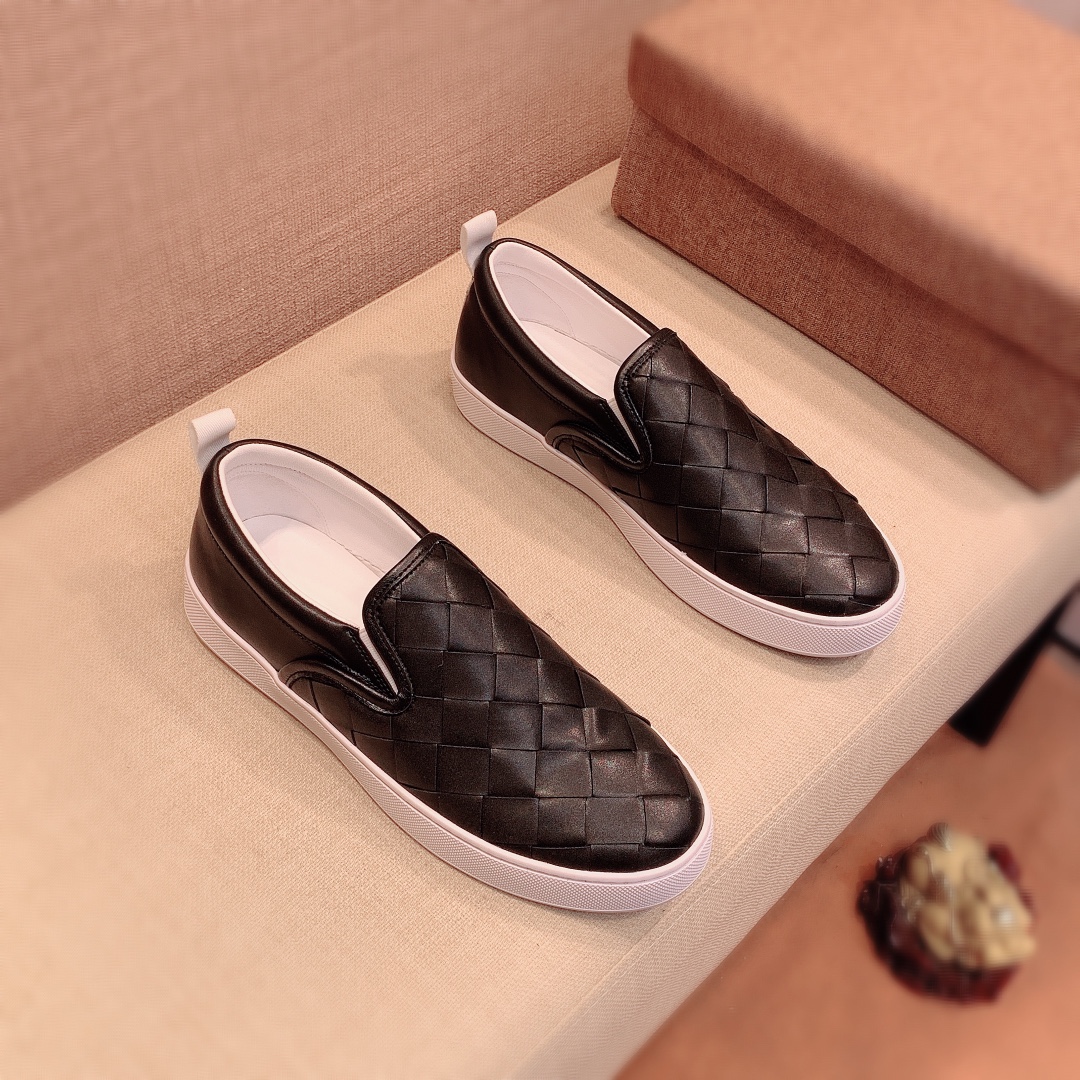 Bottega Veneta Intrecciato Leather Loafers 6 - vstockx