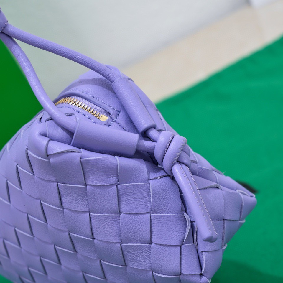 handbags Bottega Veneta 9896 size:17*10*6 - vstockx