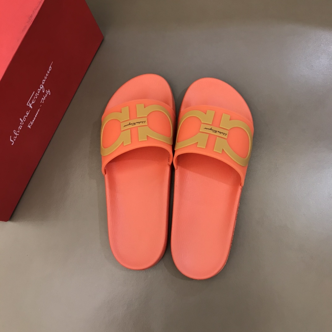 Salvatore Ferragamo Groove Slides 1 - vstockx