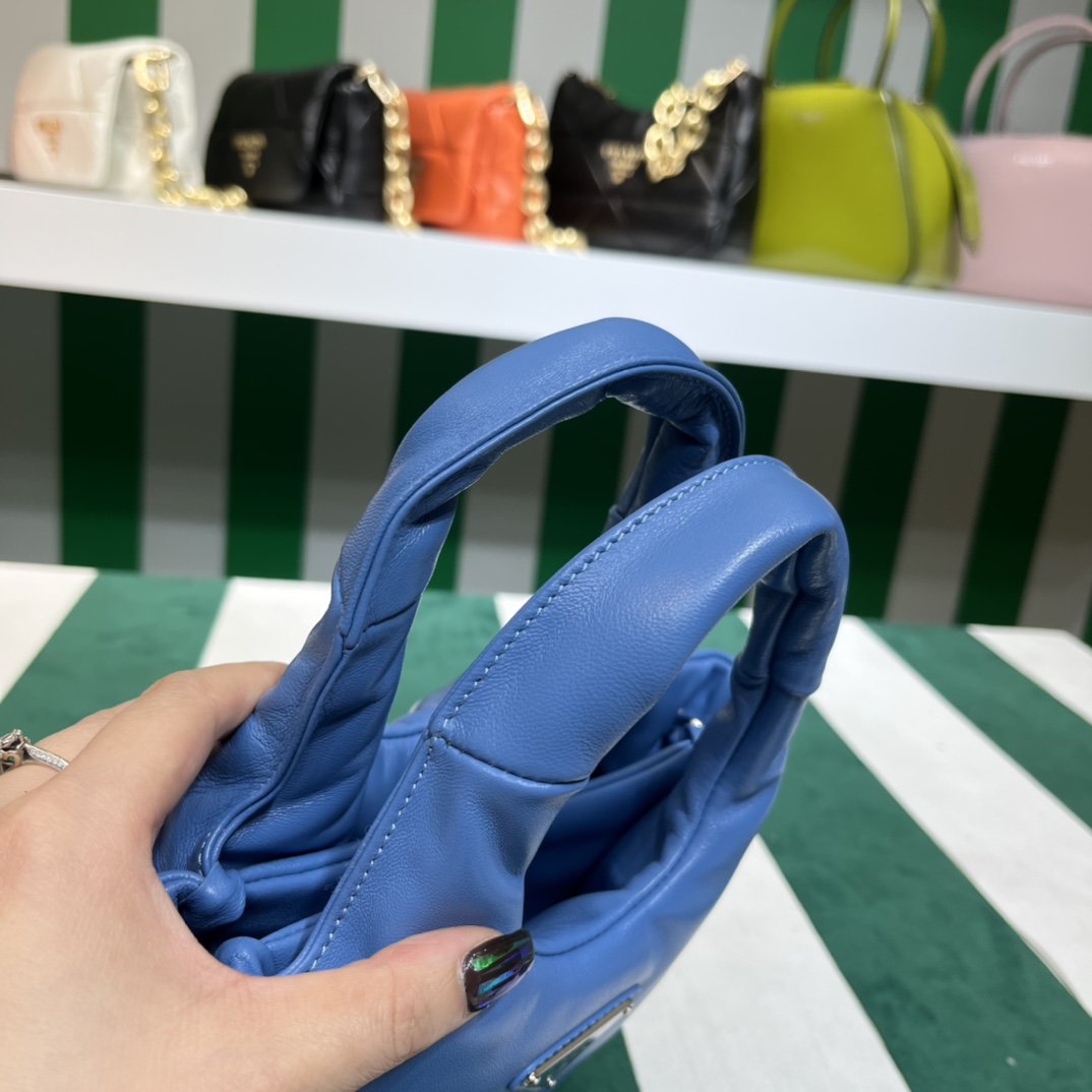 Handbags Prada 1BA359 size:15.5*10*18 cm - vstockx