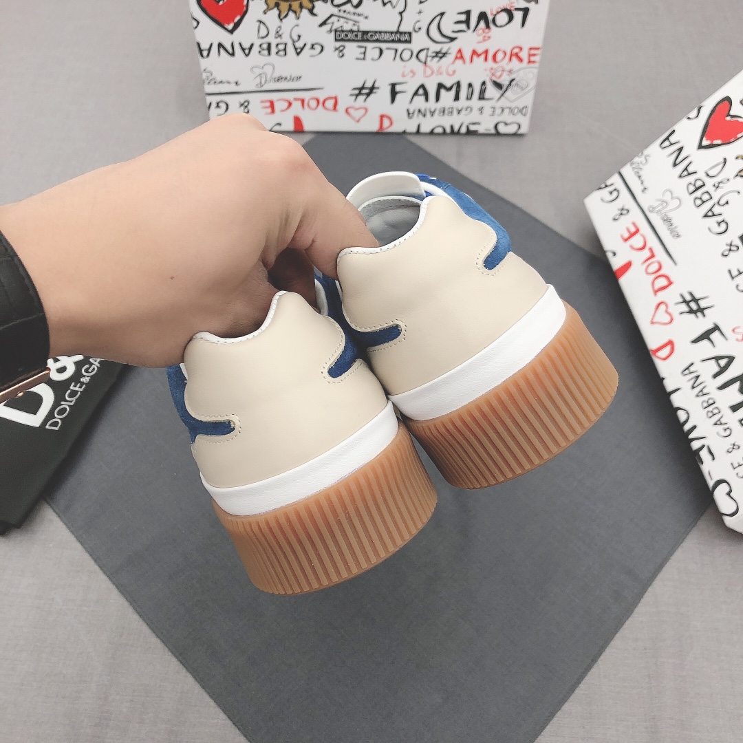 Dolce & Gabbana Low Tops Sneakers 60 - vstockx