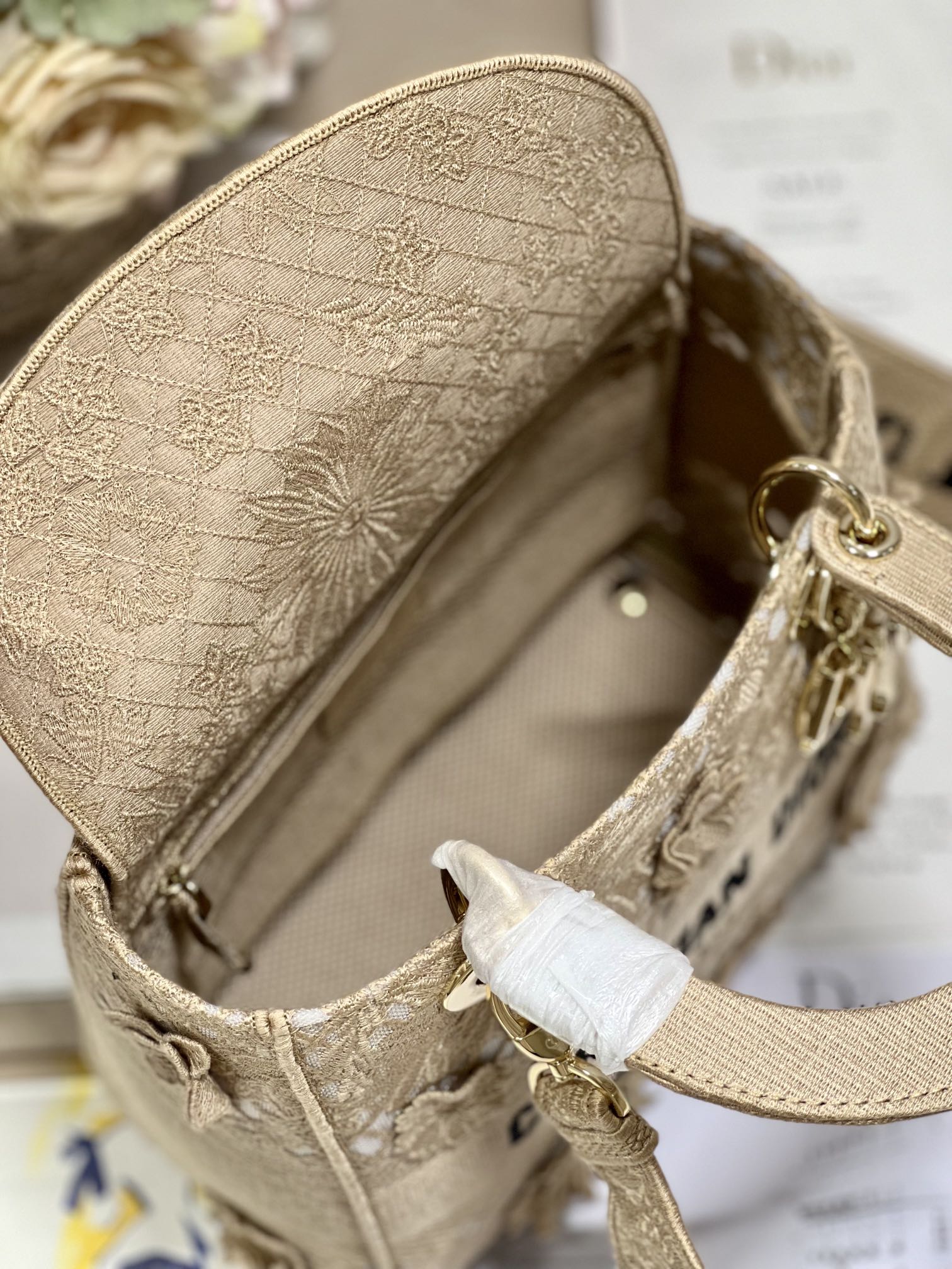 Handbags Dior 9207 size  24*20*11 cm - vstockx