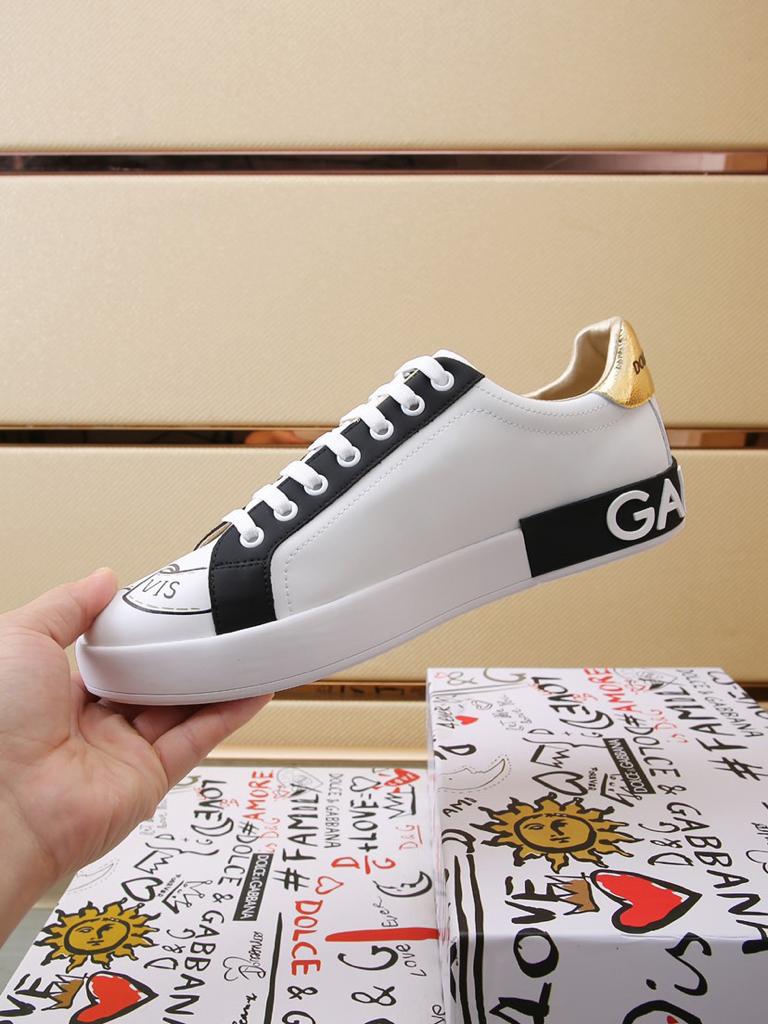 Dolce & Gabbana Low Tops Sneakers 142 - vstockx