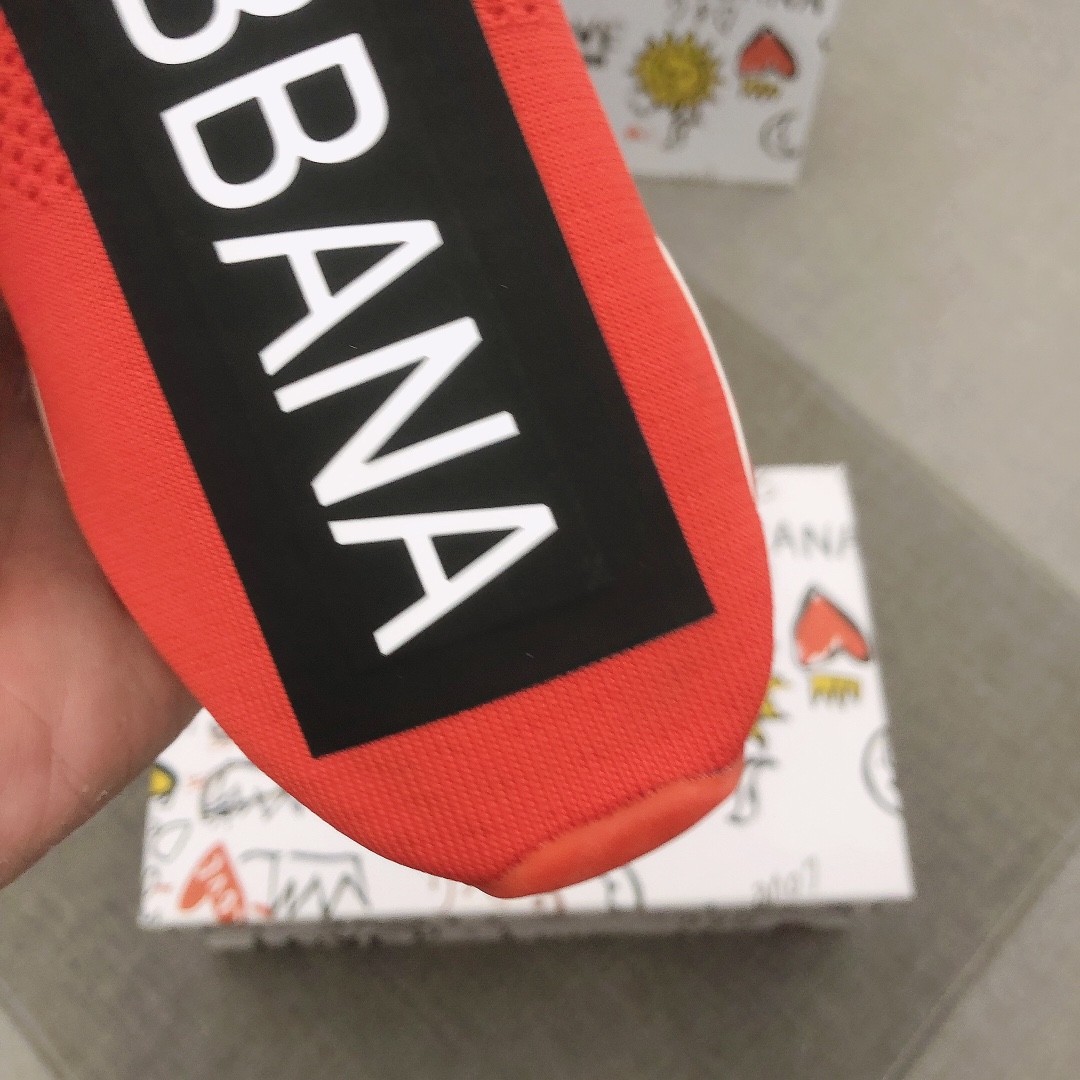 Dolce & Gabbana Sorrento 12 - vstockx