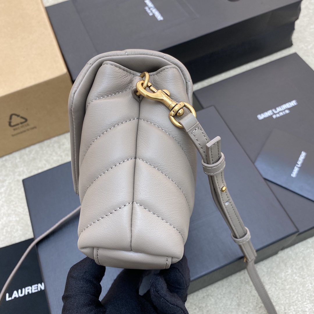 Handbags SAINT LAURENT 467072 size 20x14x7 cm - vstockx