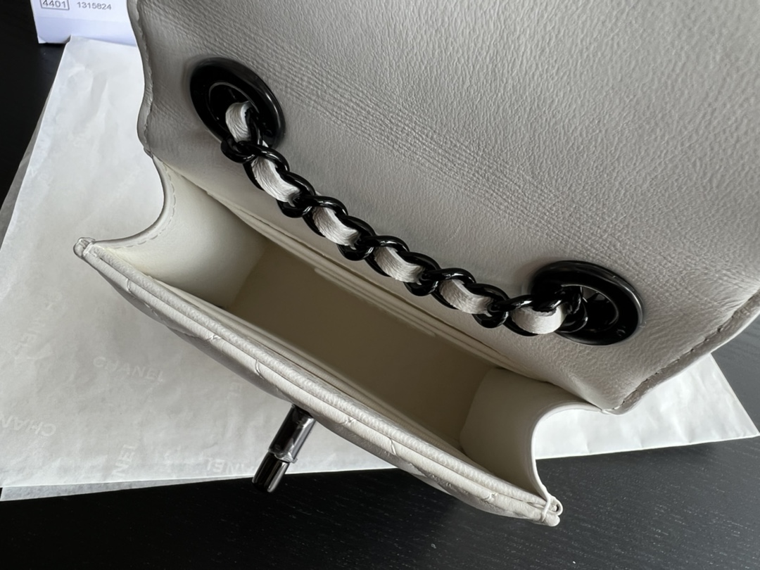 Handbag Chanel 81633 size 11cmx11cmx5 cm - vstockx