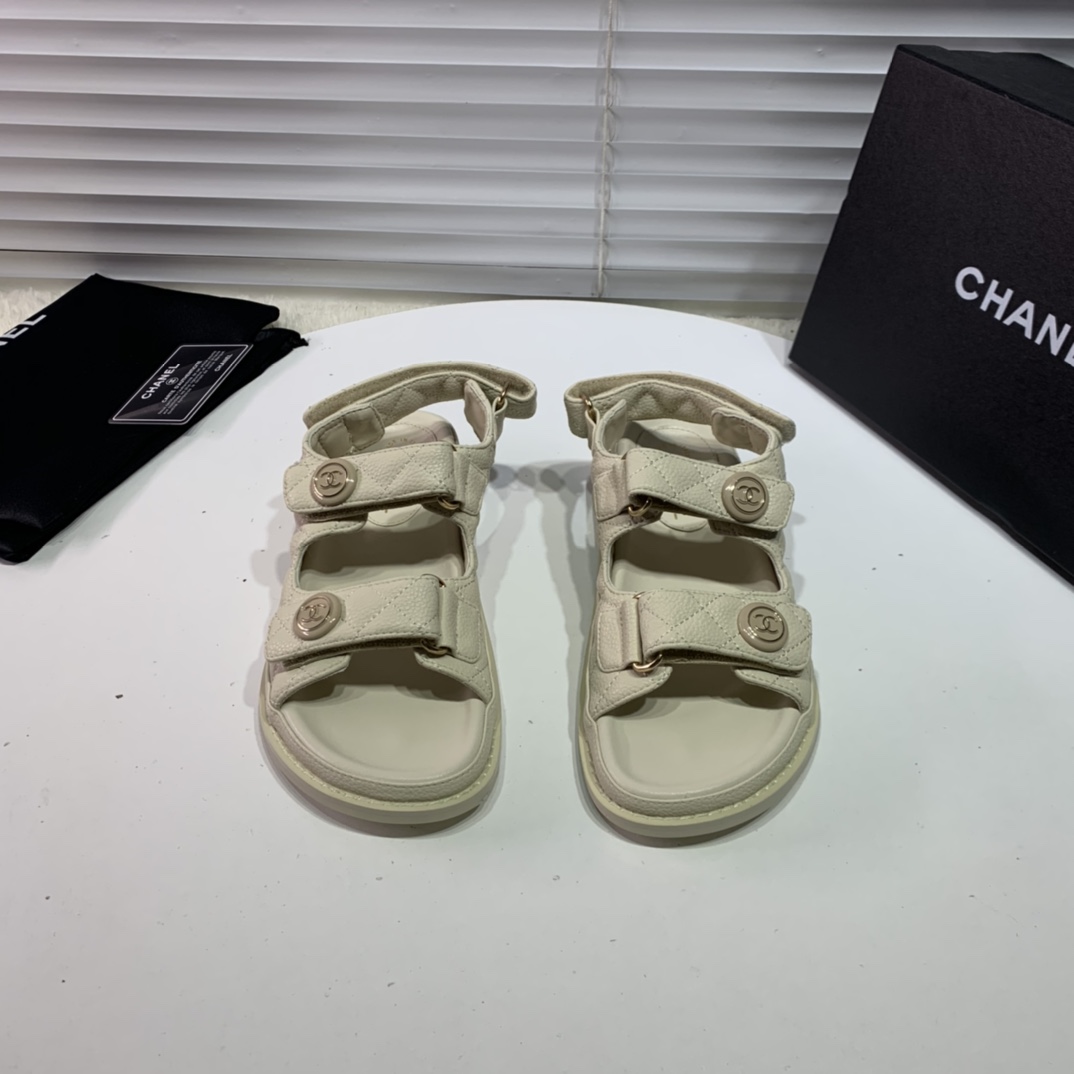 Chanel Slides 58 - vstockx