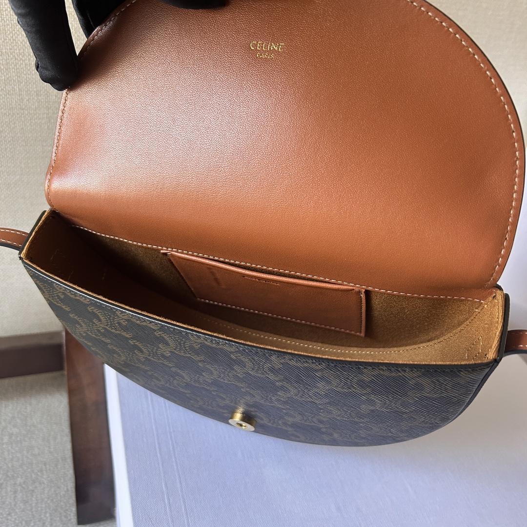 Handbags CELIN 111233. size:23  13.5  6cm - vstockx