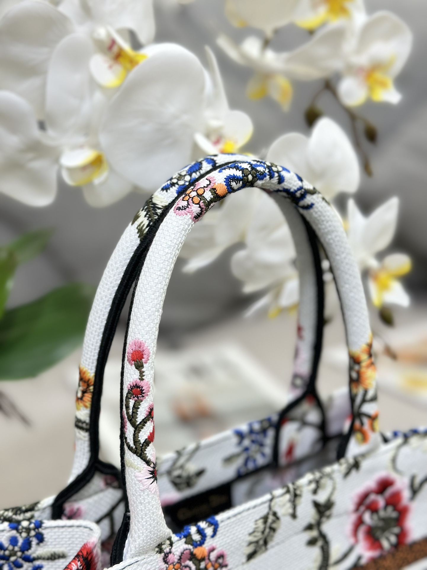 Handbag Dior M1286 size 26.5 x 21 x 14 cm - vstockx