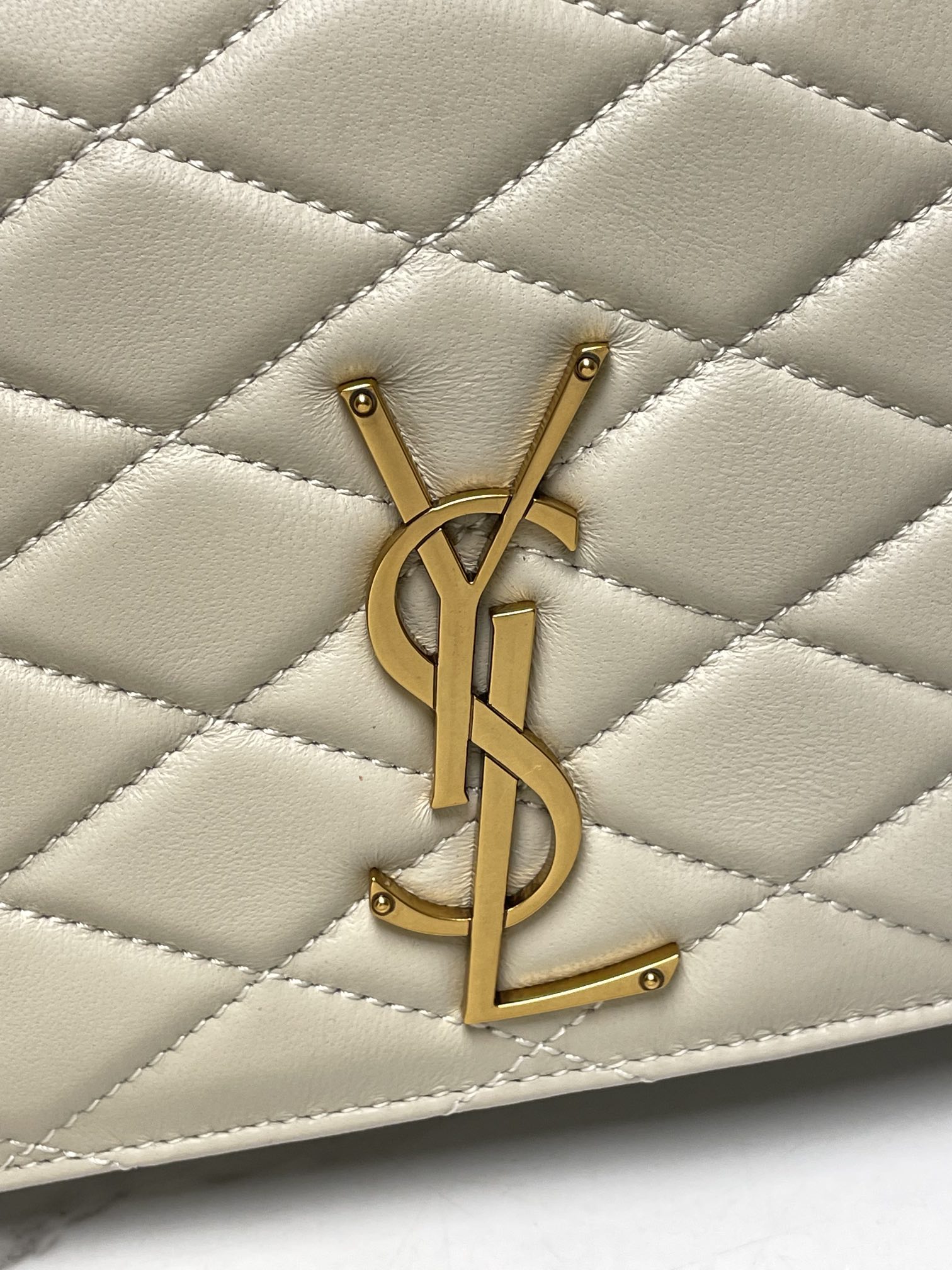 Handbags SAINT LAURENT 676628 size 26x4.5x13 cm - vstockx
