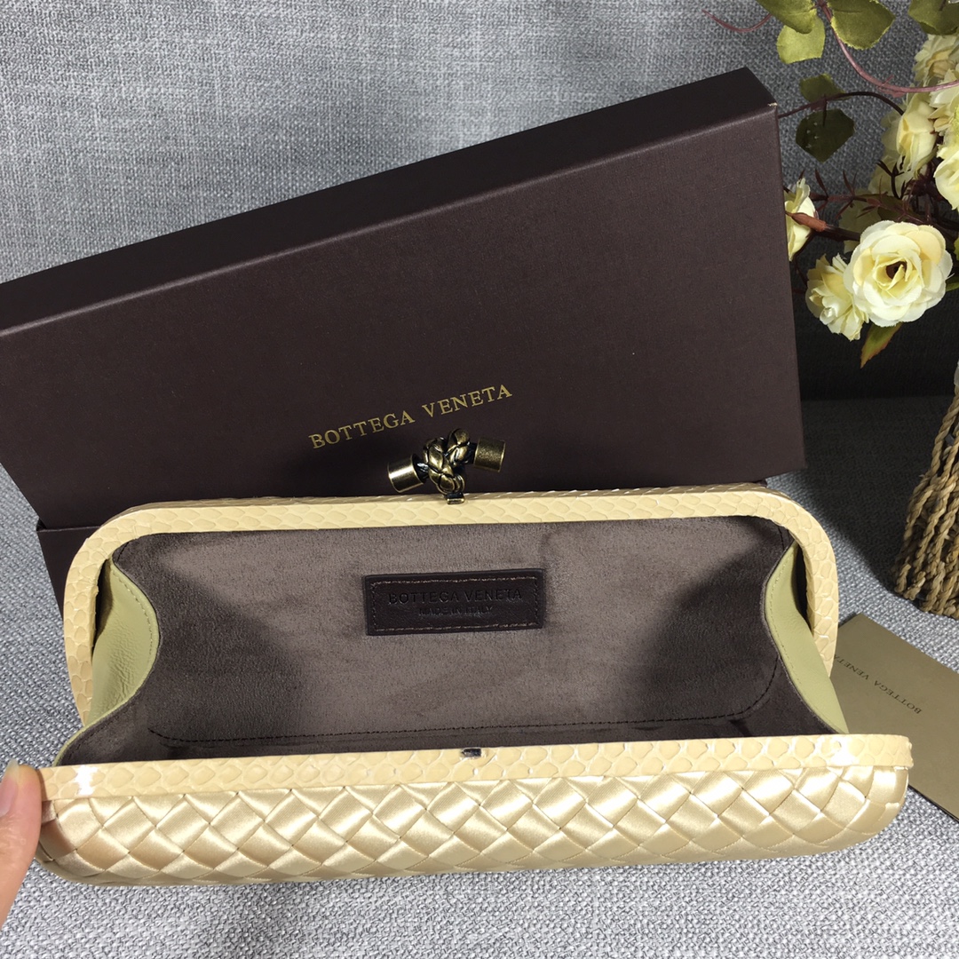handbags Bottega Veneta 8651 size:25*9.5*4cm - vstockx