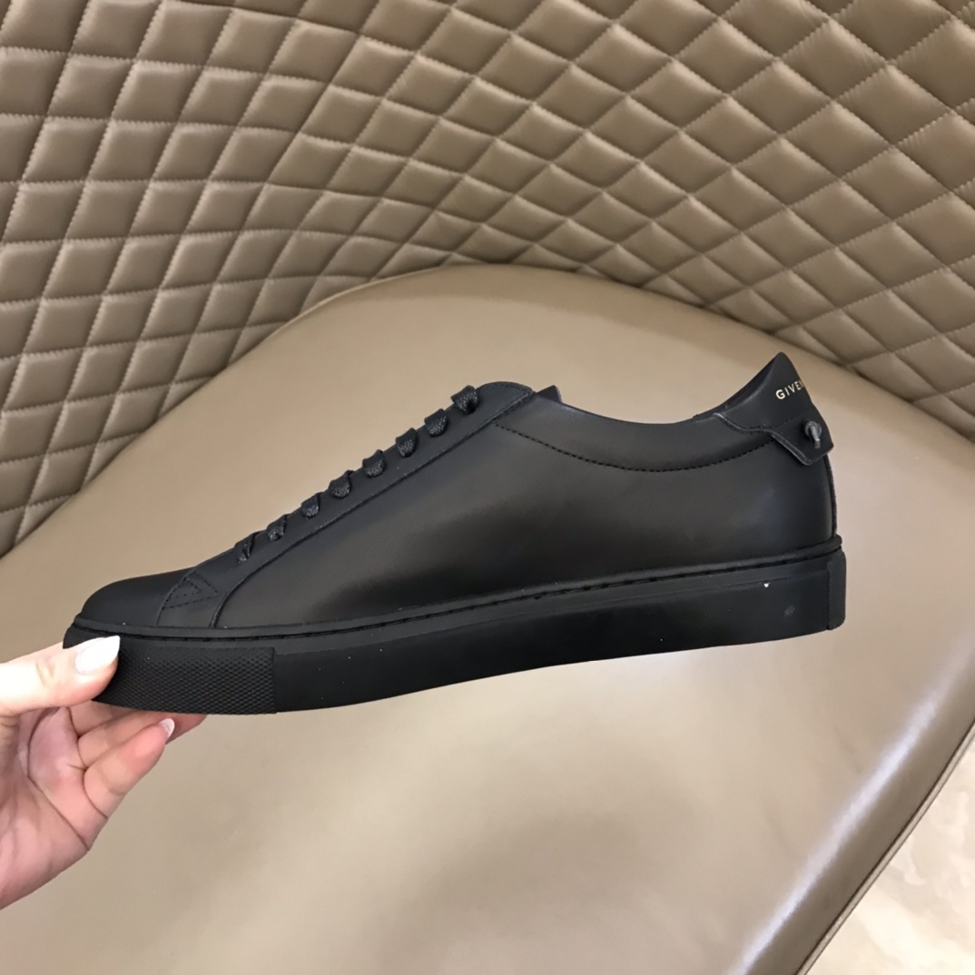 Givenchy Urban Street Logo-print Leather Sneakers 23 - vstockx