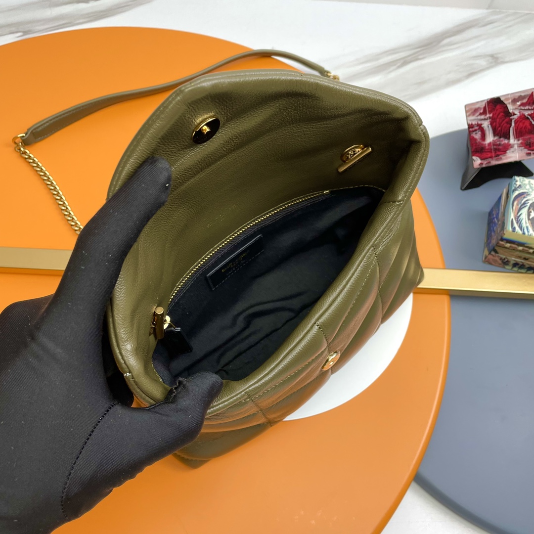 Handbags SAINT LAURENT 577476 size 29x17x11 cm - vstockx