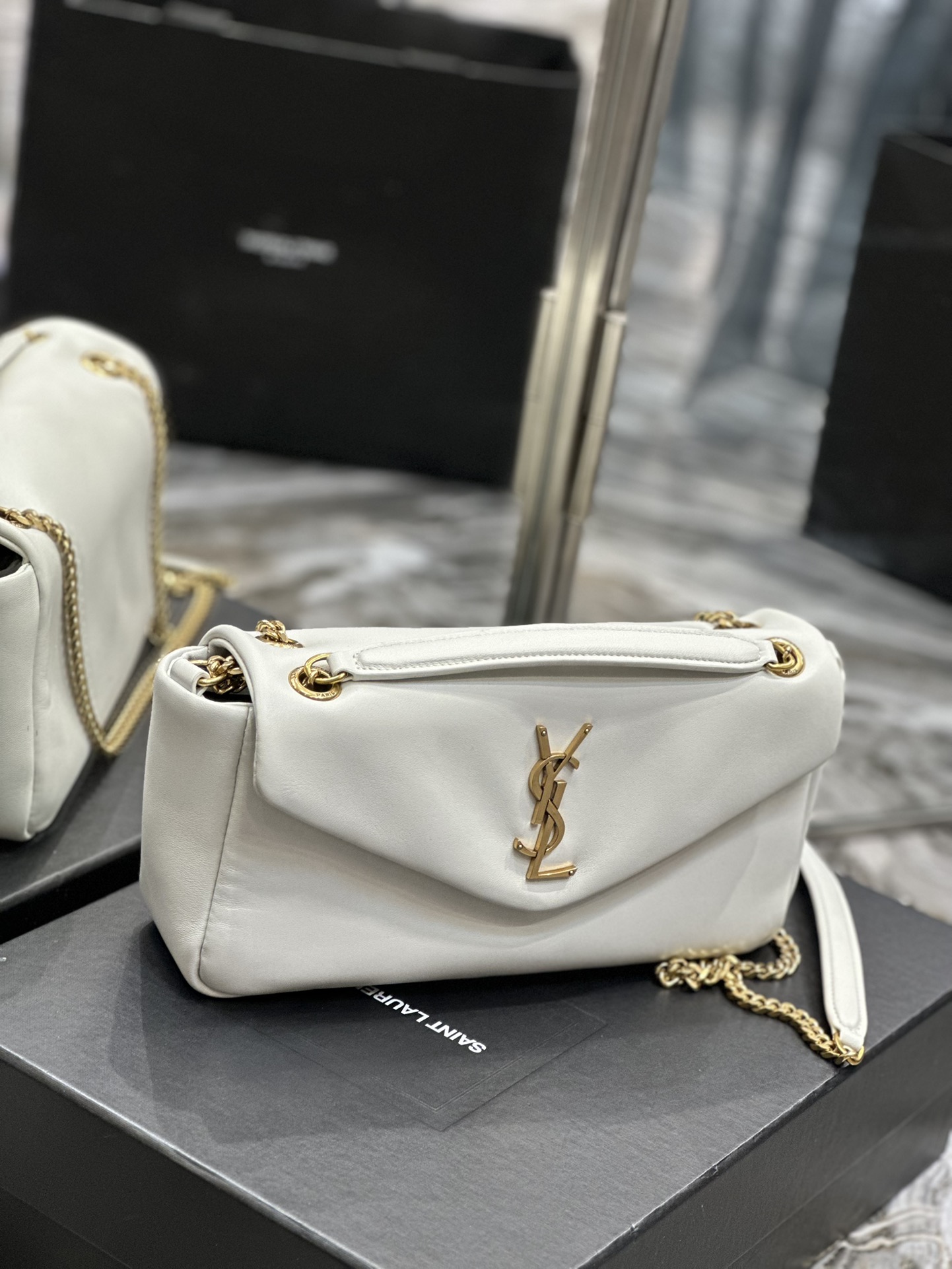 Handbags SAINT LAURENT 734153 size 26  14  7 cm - vstockx