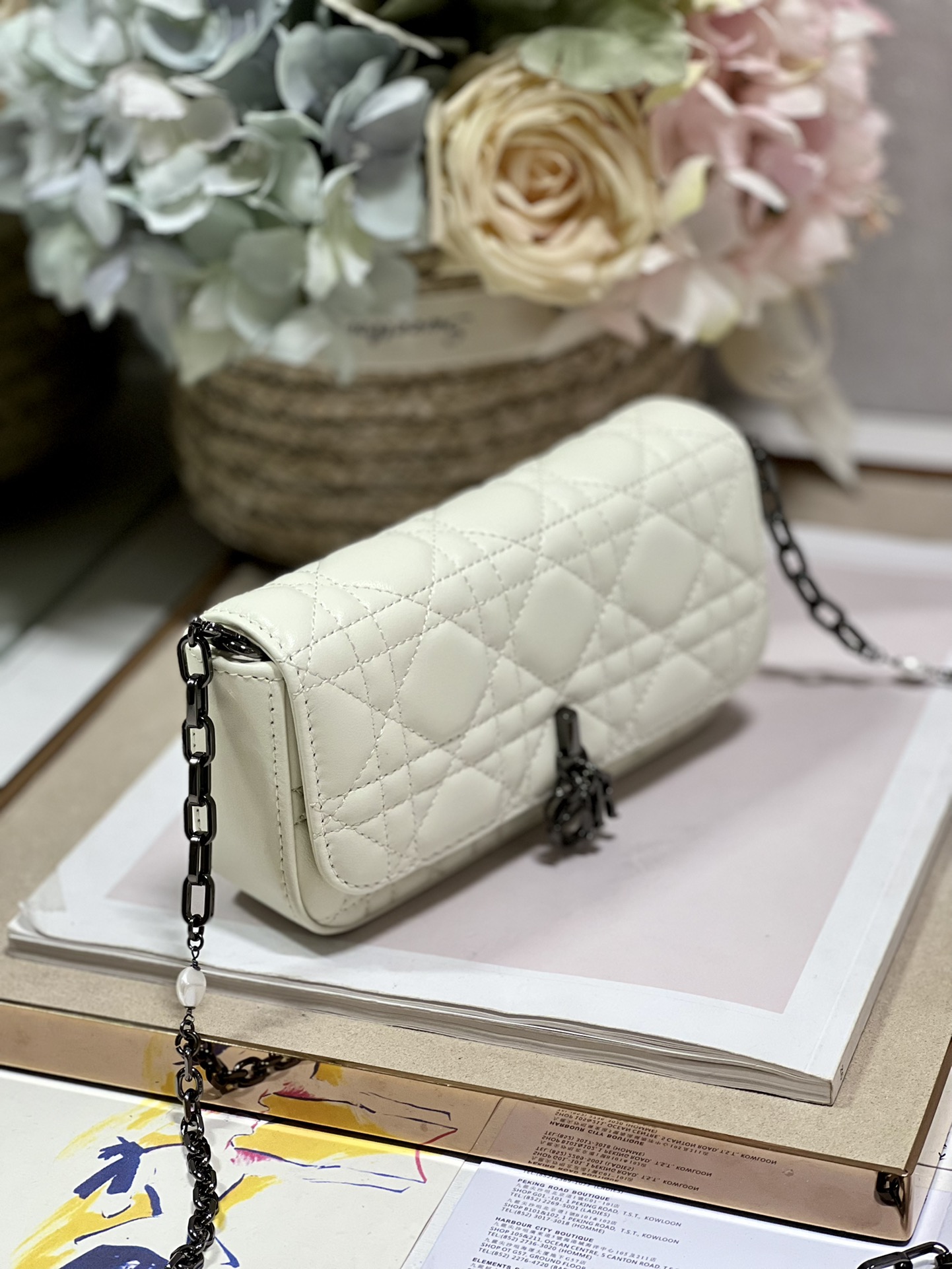 Handbag Dior 0977 size 18.5 x 10 x 4 cm - vstockx