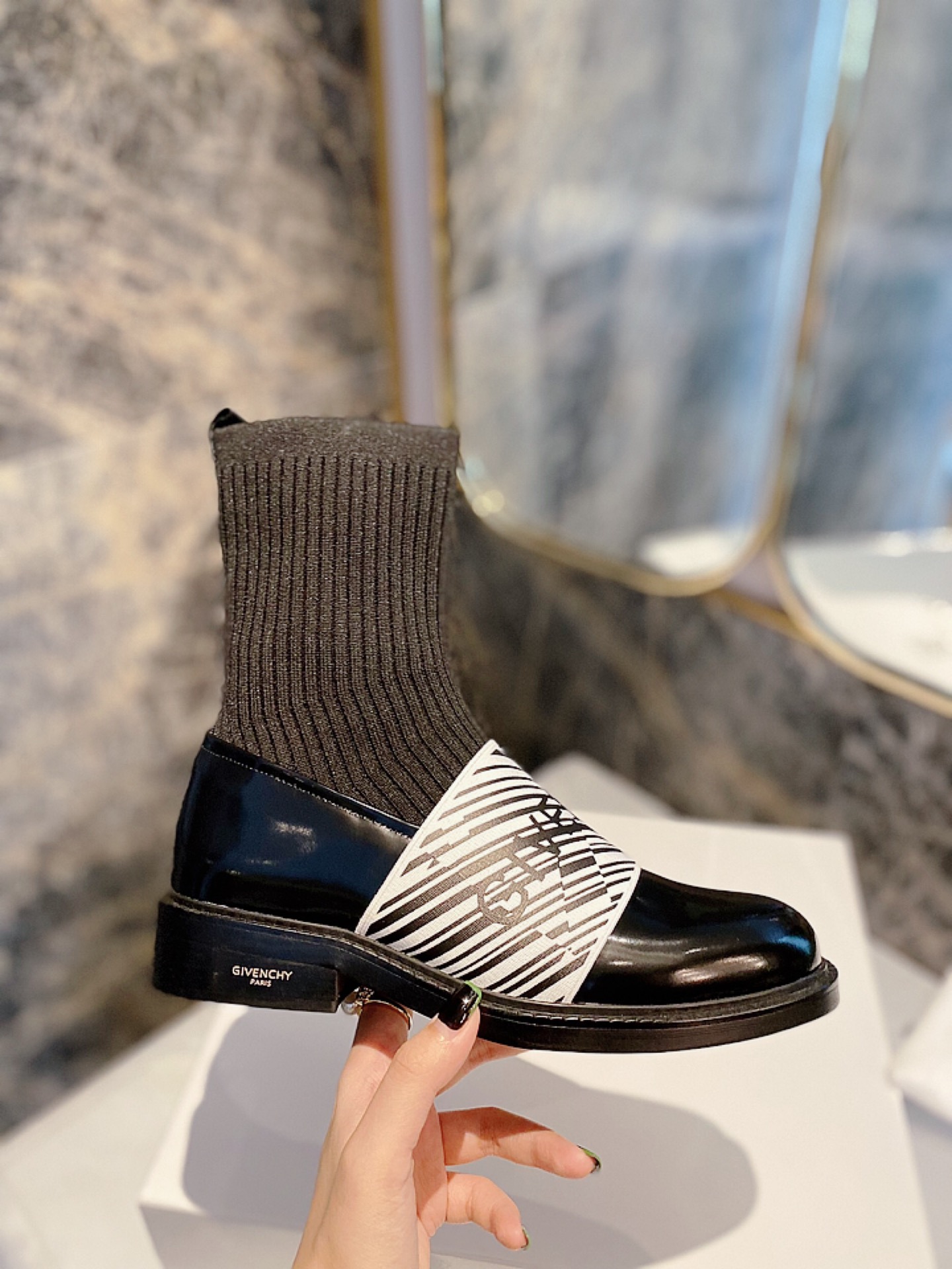Givenchy Boots 5 - vstockx
