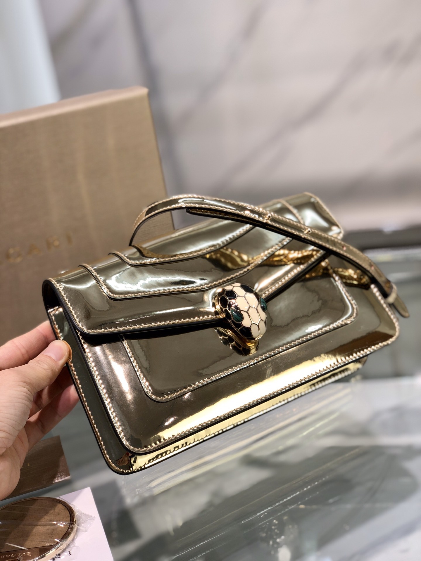 Handbags Bvlgari 38102 size:22*13*5 cm - vstockx