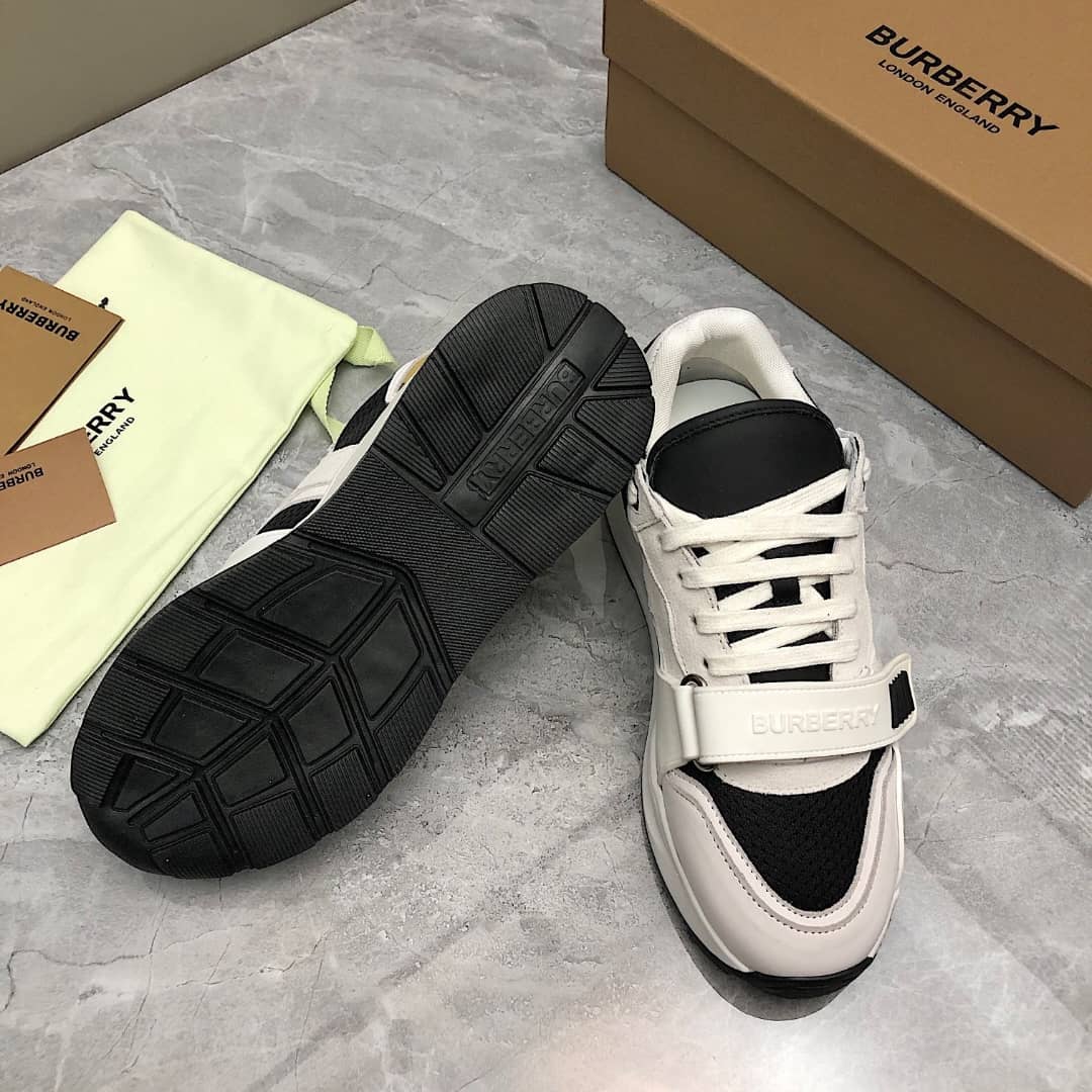Burberry Regis Black White Archive Beige - vstockx