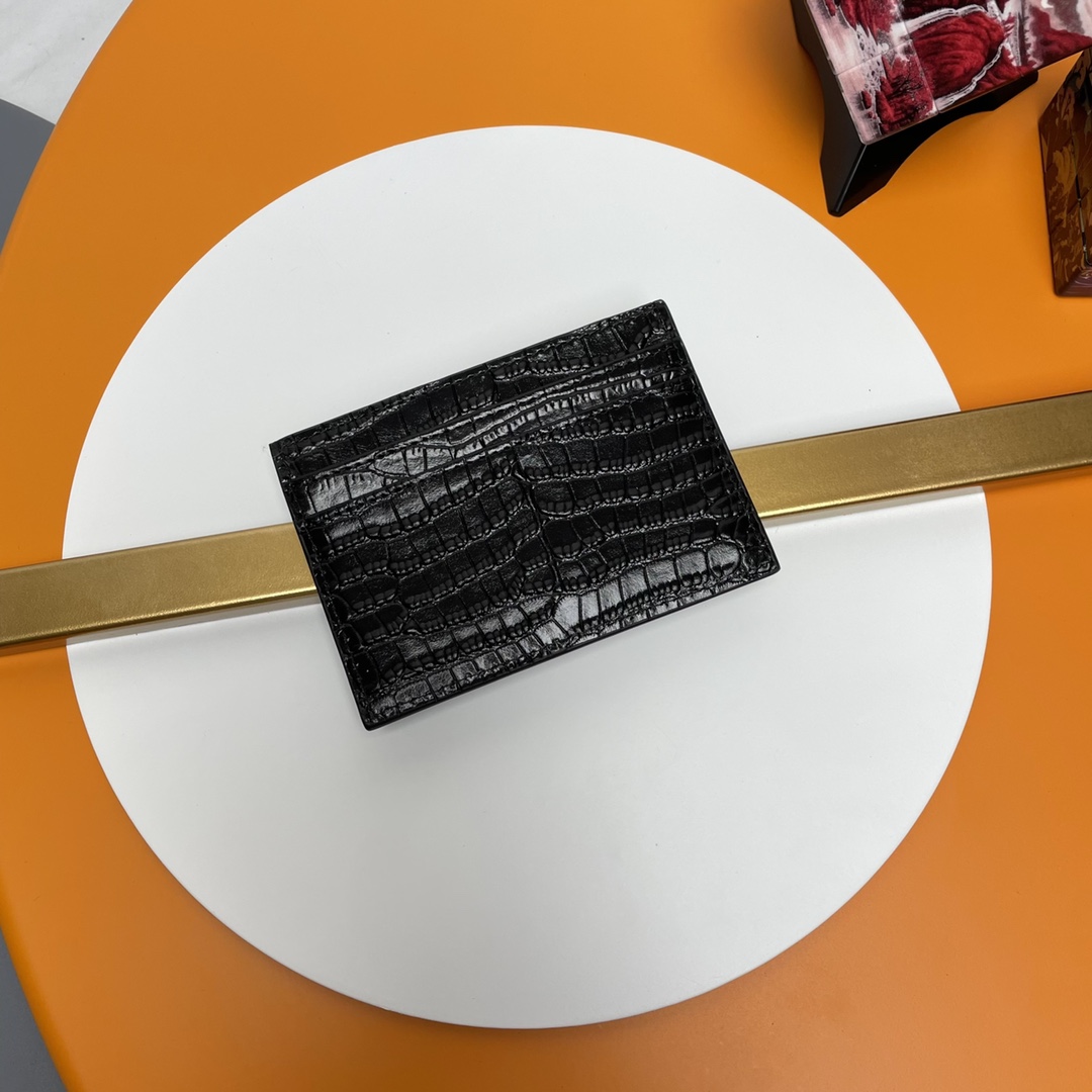 Handbags SAINT LAURENT 423291 size 10x7.5x0.5 cm - vstockx