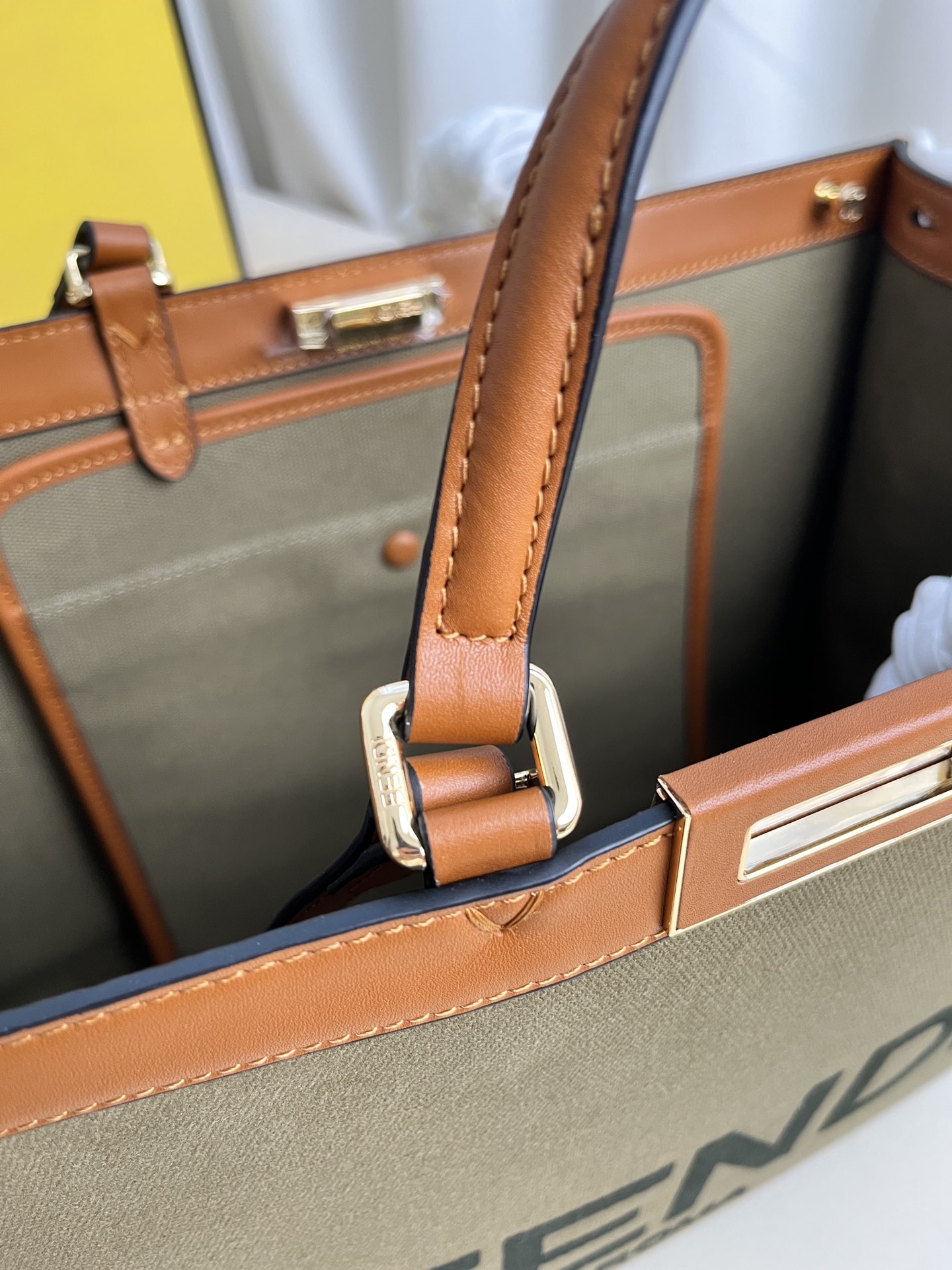 handbags FENDI 1819 size:40*12*29cm - vstockx