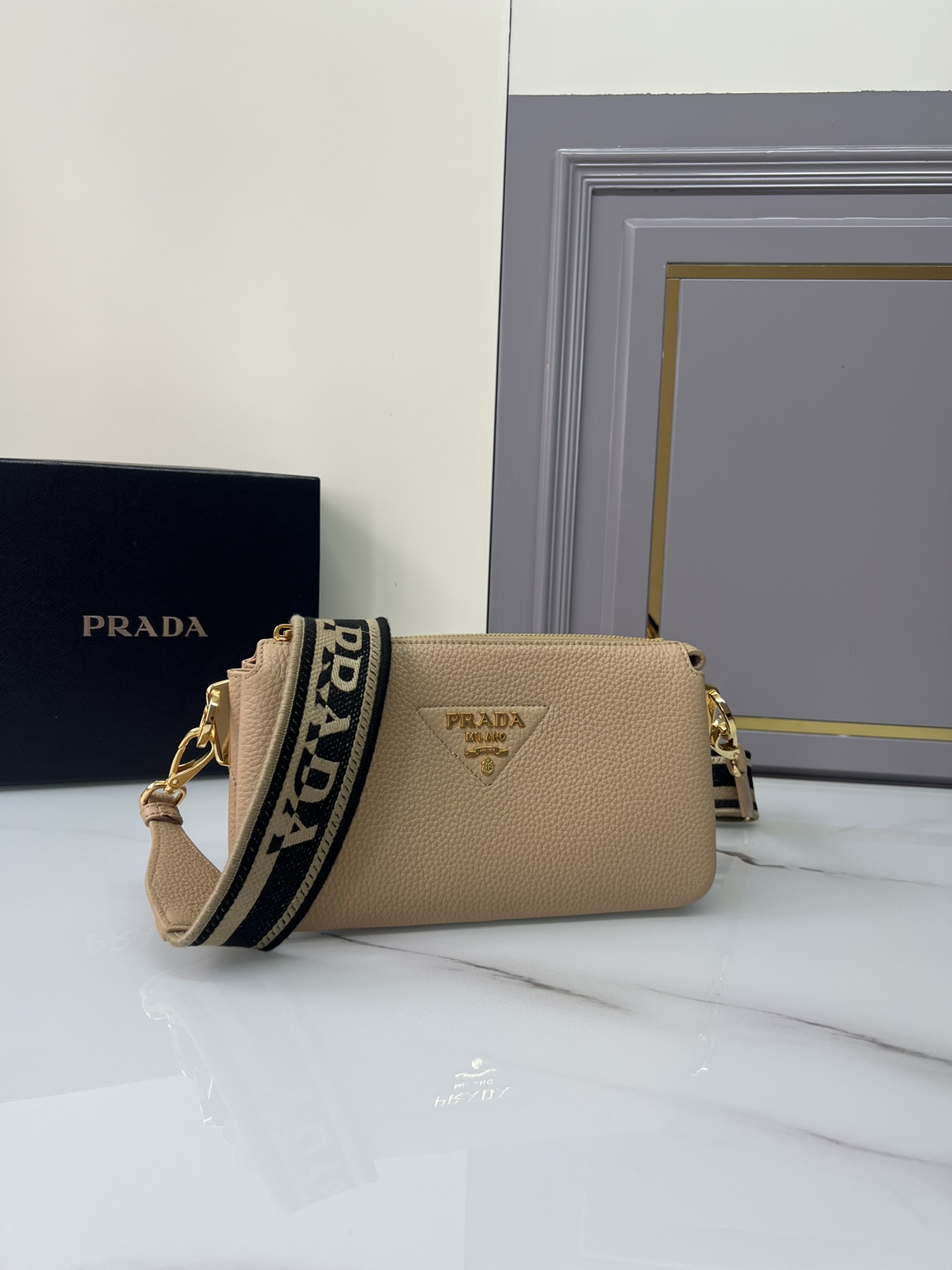 handbags prada 1BH194 23*14*6.5 - vstockx