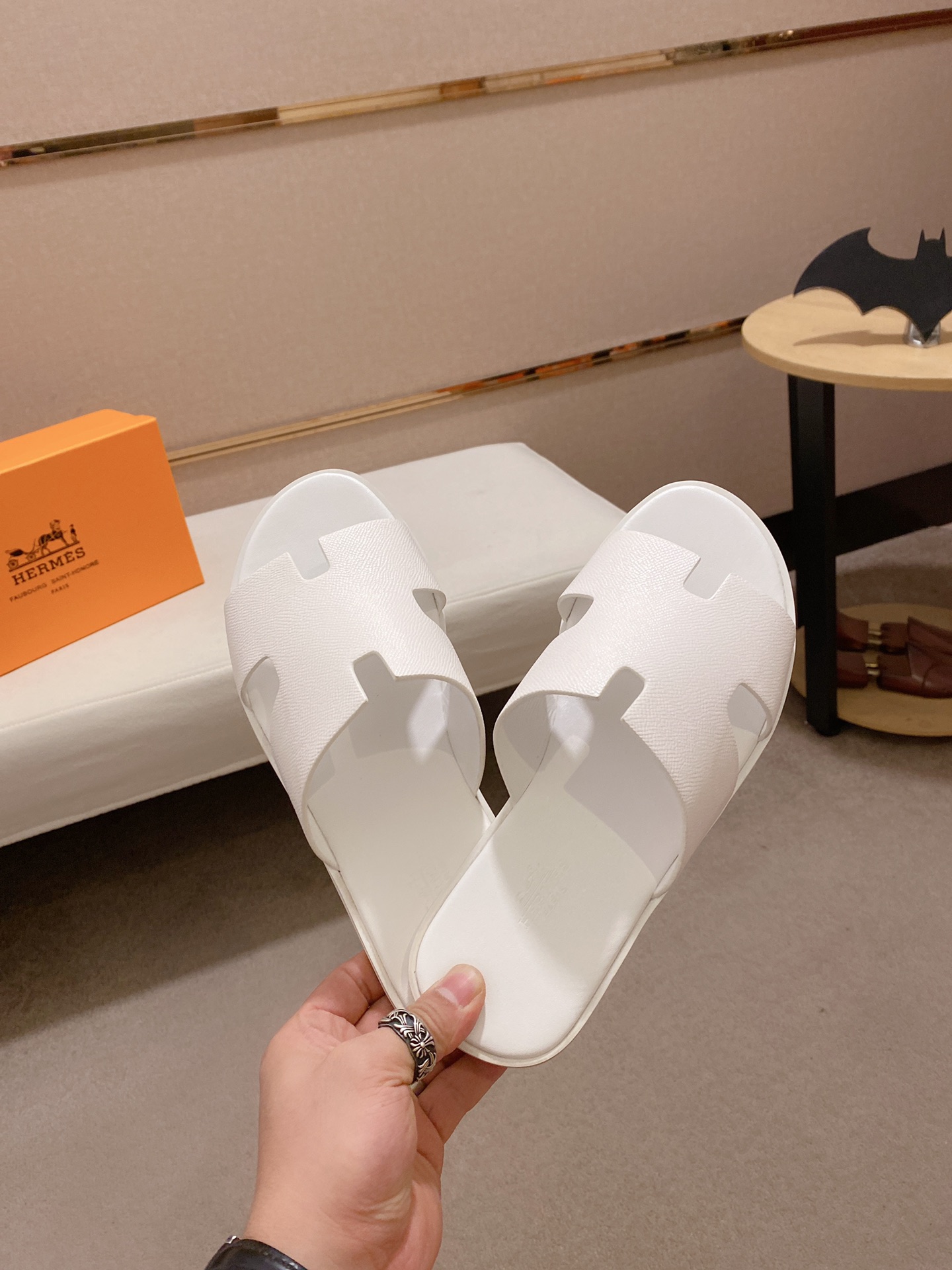 Hermes Sandals 6 - vstockx