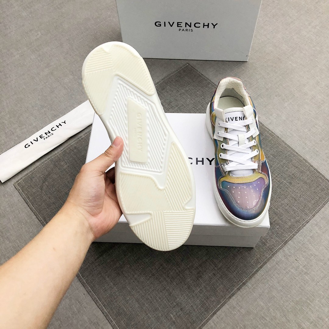 Givenchy Wing Sneakers 1 - vstockx