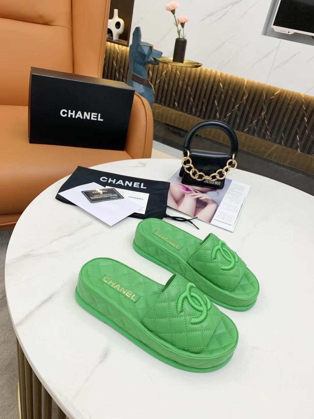 Chanel Slides 7 - vstockx