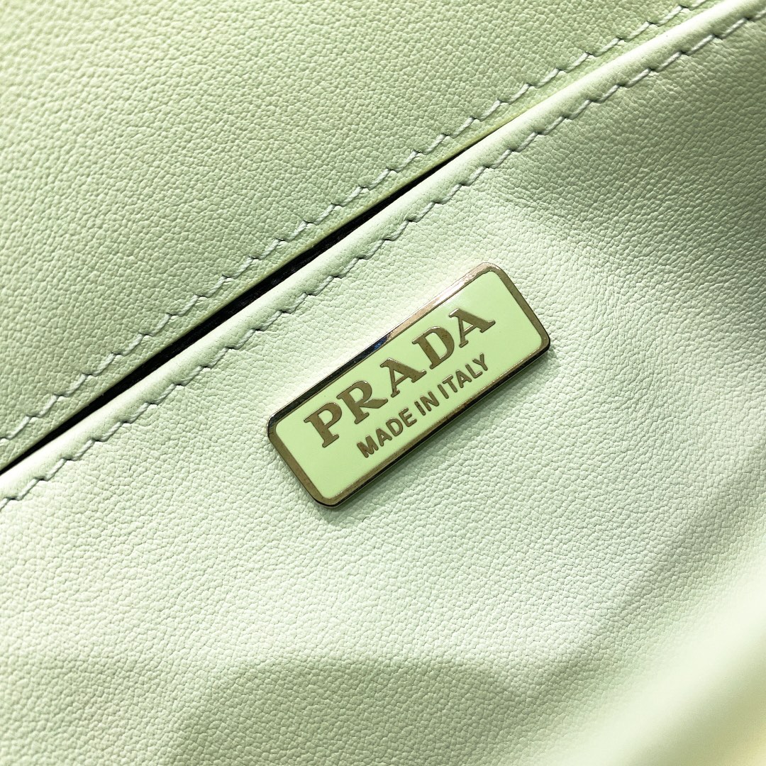 handbags prada 1BD276 size:30*19*4cm - vstockx