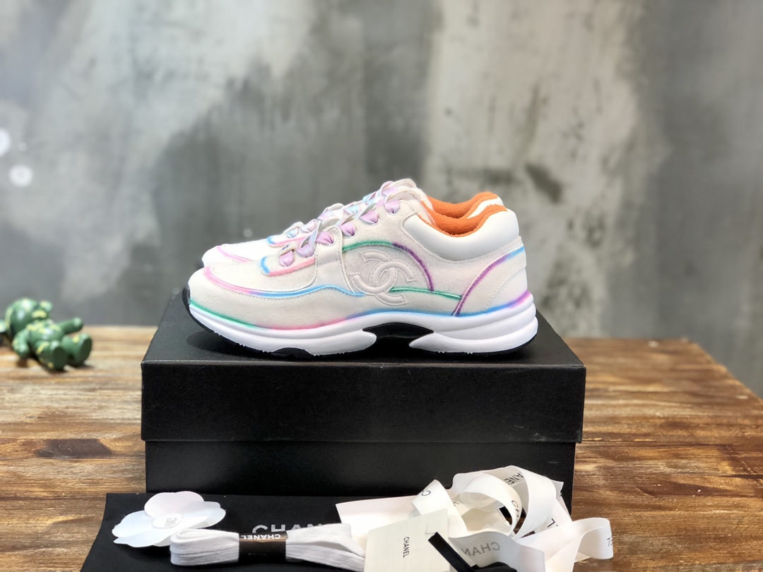 Chanel Fabric & Suede Calfskin Low Top Sneaker 40 - vstockx