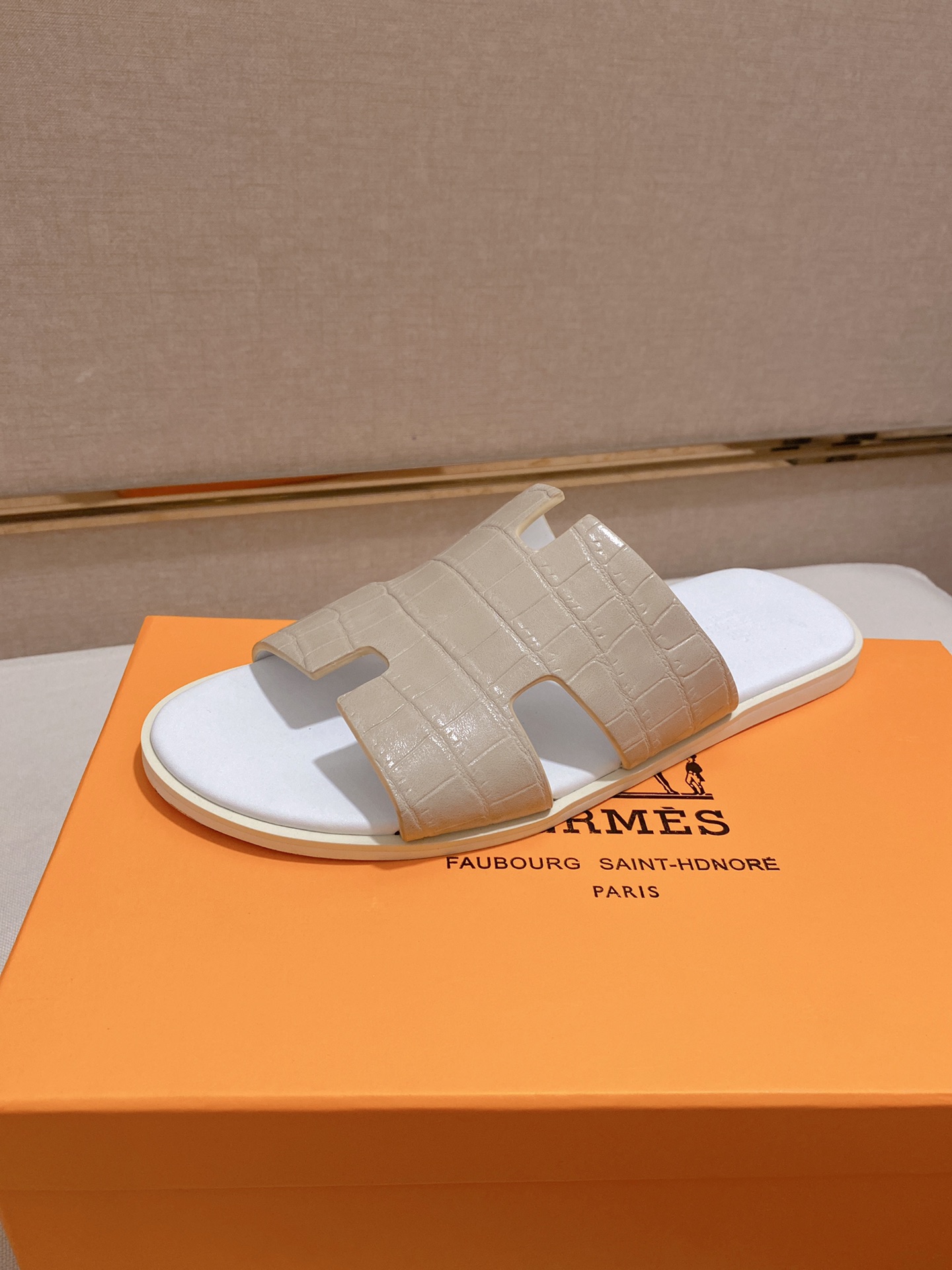 Hermes Sandals 7 - vstockx