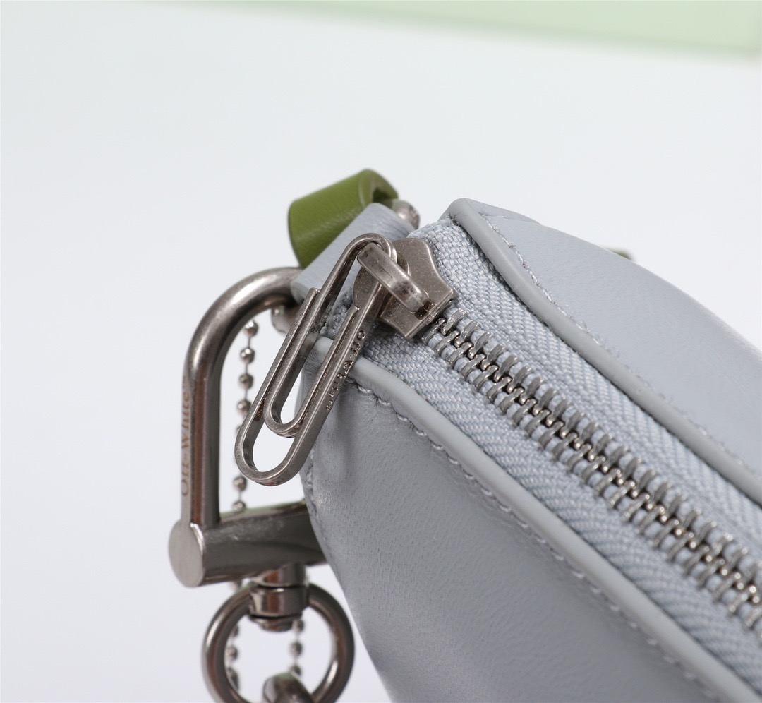 handbags OFF-White 550  7550980  size:20*15*7cm - vstockx