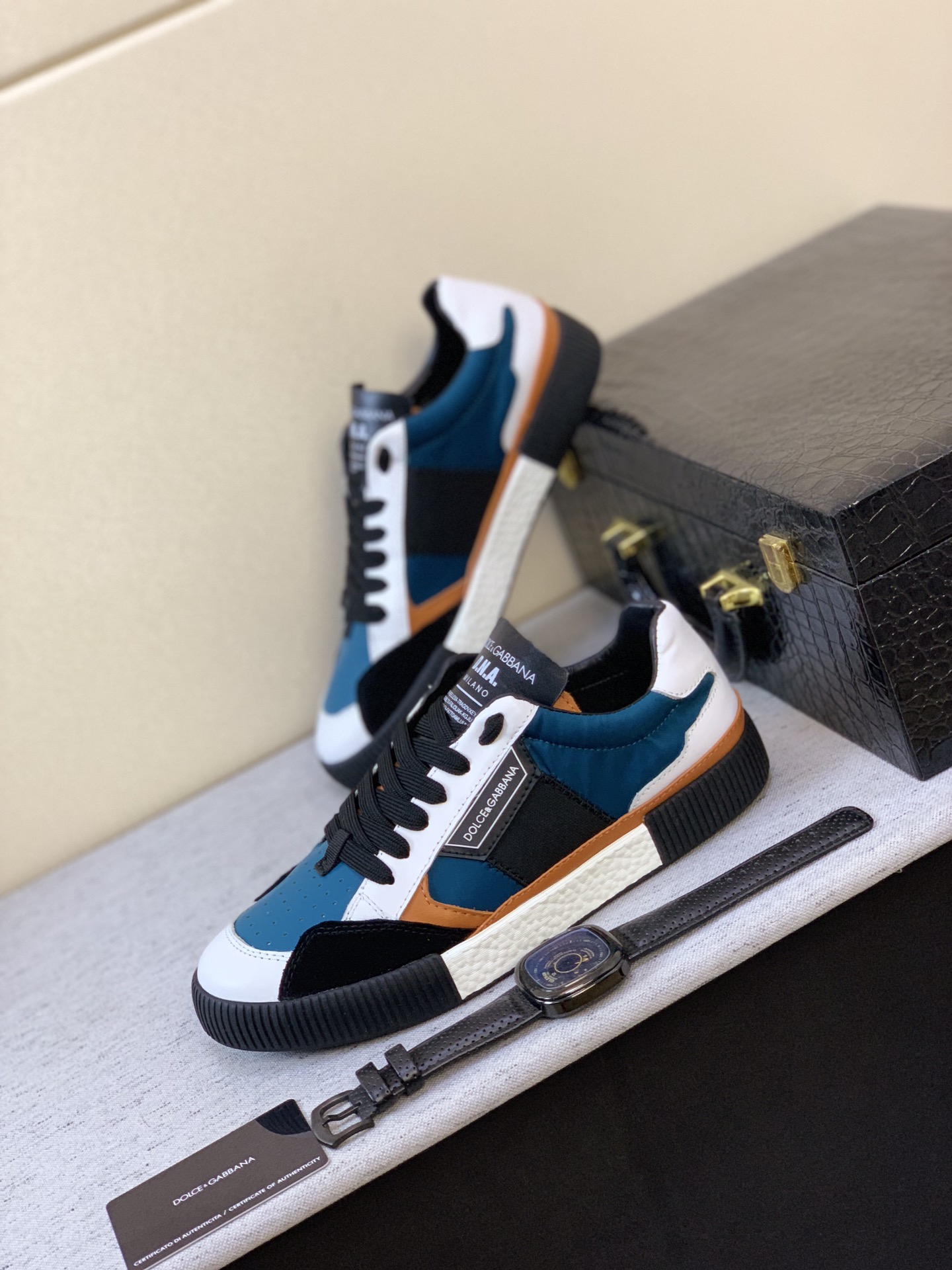 Dolce & Gabbana Low Tops Sneakers 45 - vstockx