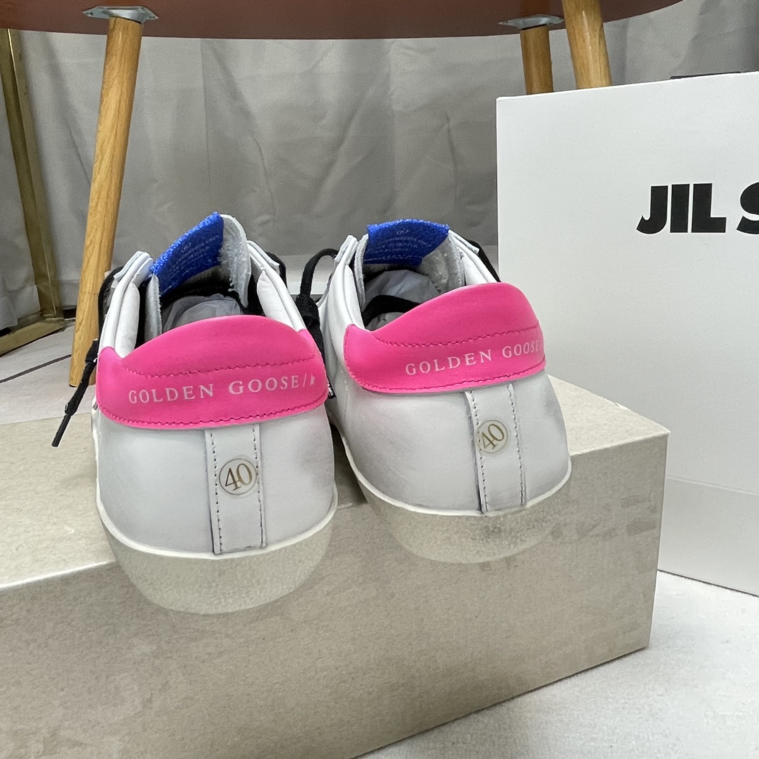 Golden Goose Superstar distressed-finish sneakers 22 - vstockx