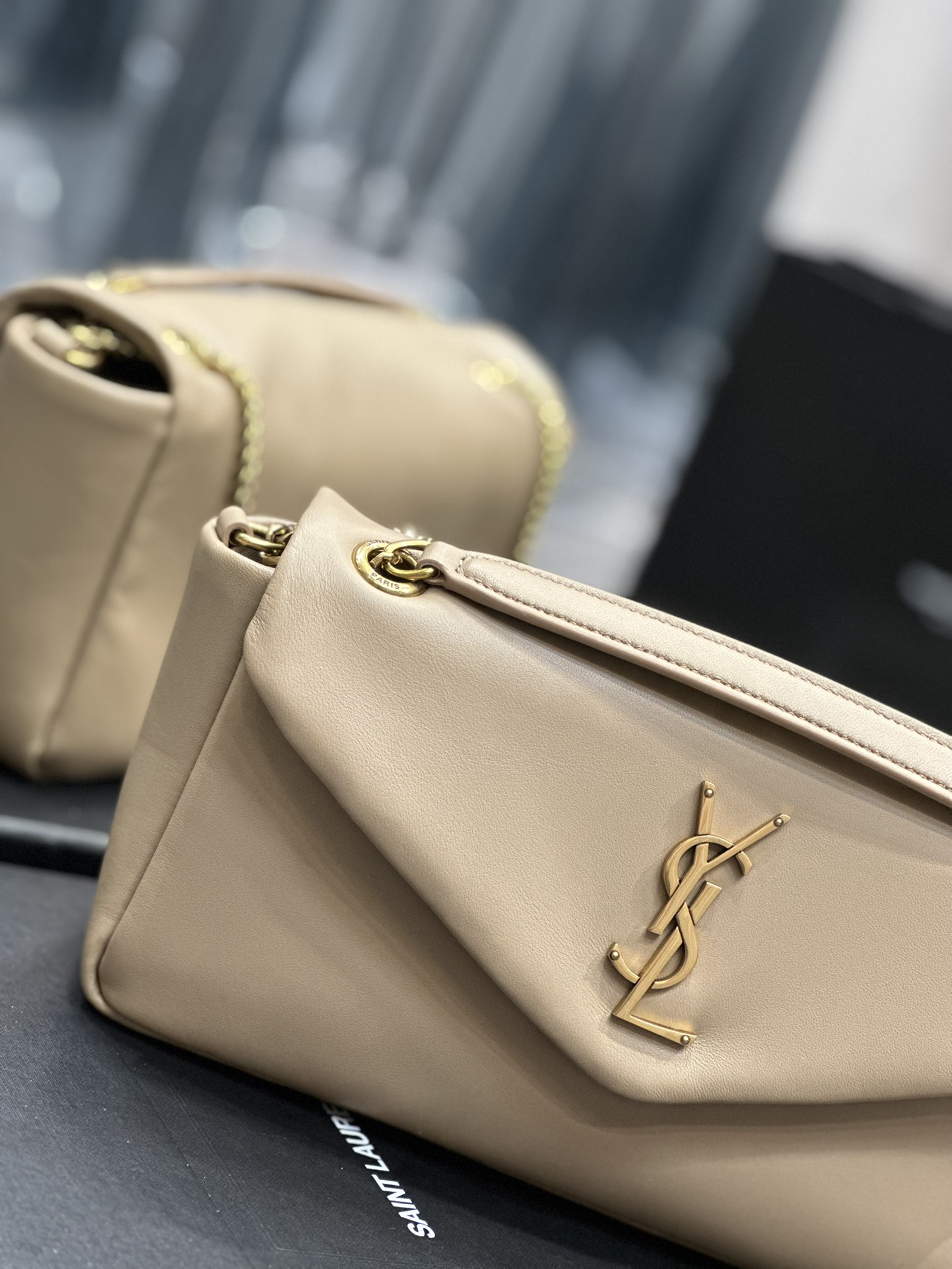 Handbags SAINT LAURENT 734153 size 26  14  7 cm - vstockx
