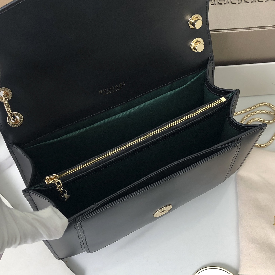 Handbags Bvlgari 29032391050 size:25*17*8 cm - vstockx