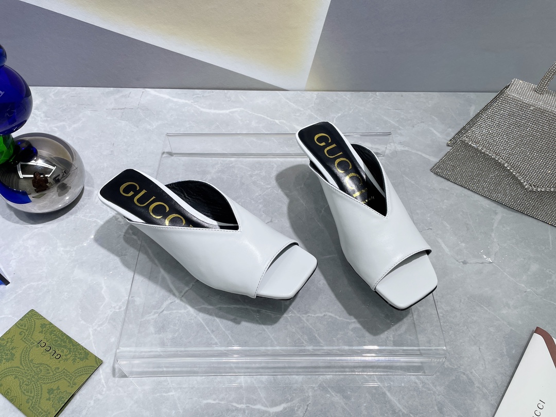 Gucci Women's mid-heel open-toe pump WOMEN 3 - vstockx