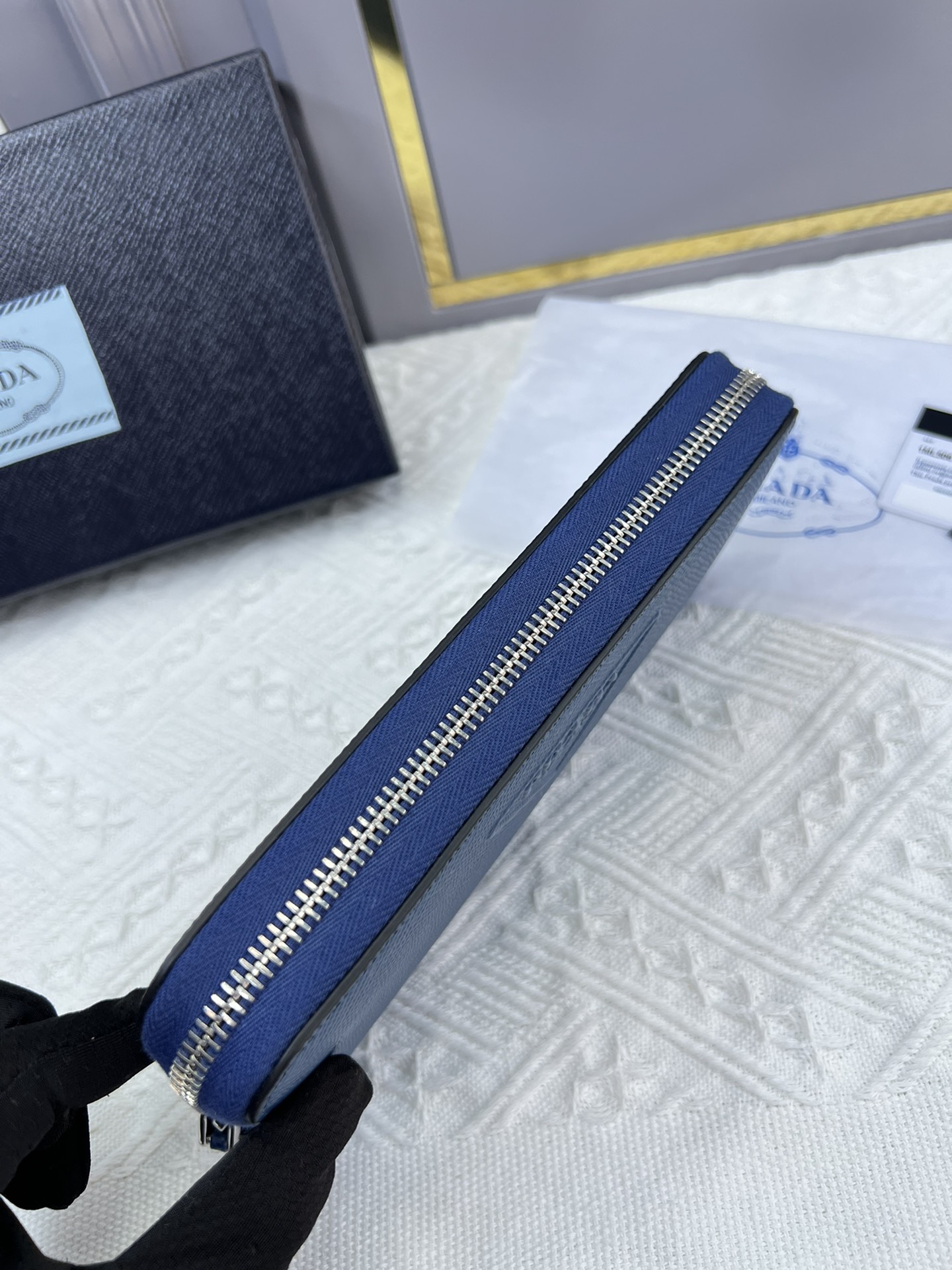 handbags prada 2ML317 20*10.3 - vstockx